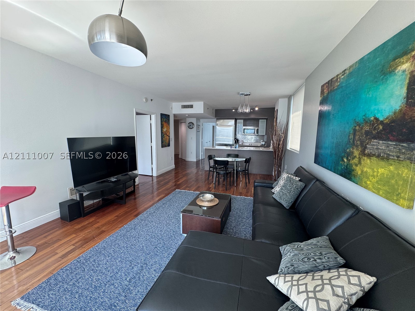 55 SE 6th St #3910