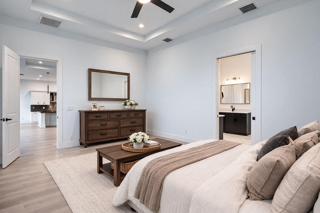 2293 SE Canopy Cv Port St Lucie, FL 34984