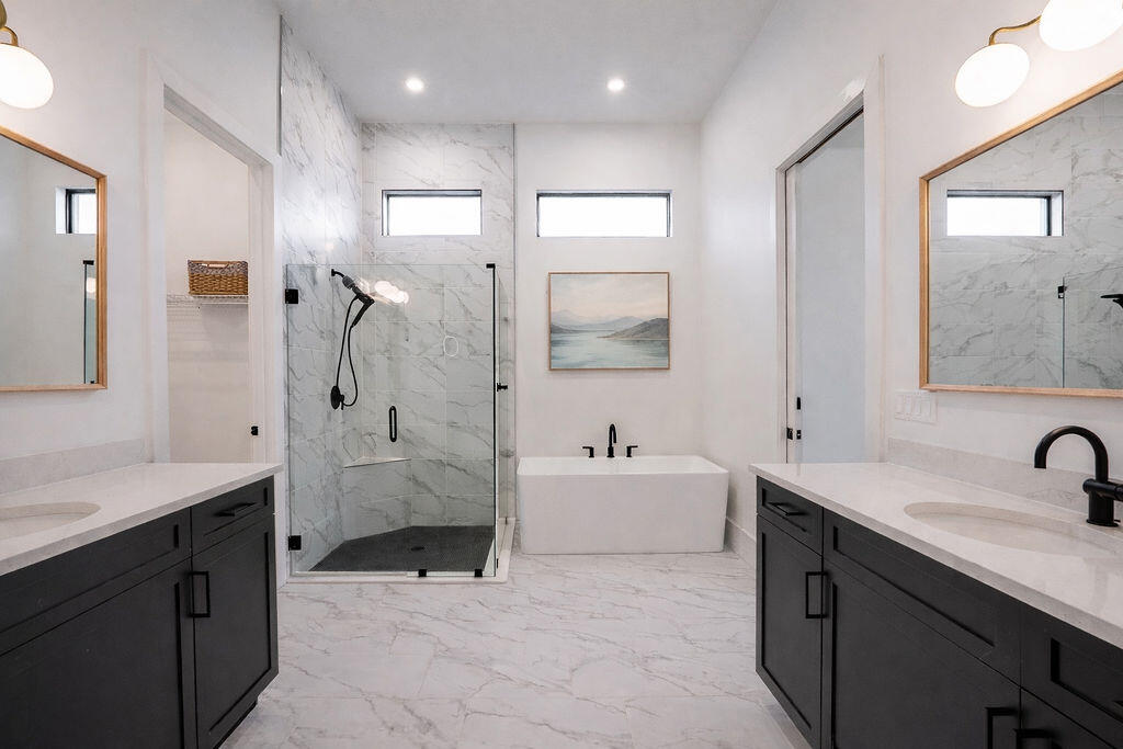 2293 SE Canopy Cv Port St Lucie, FL 34984