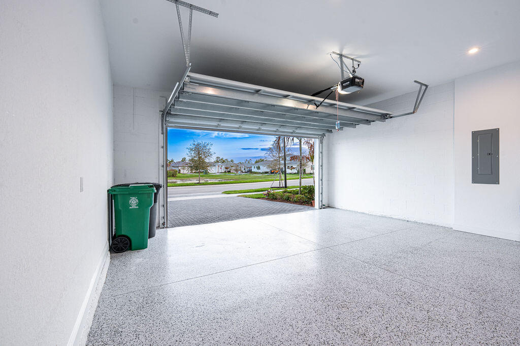 2293 SE Canopy Cv Port St Lucie, FL 34984