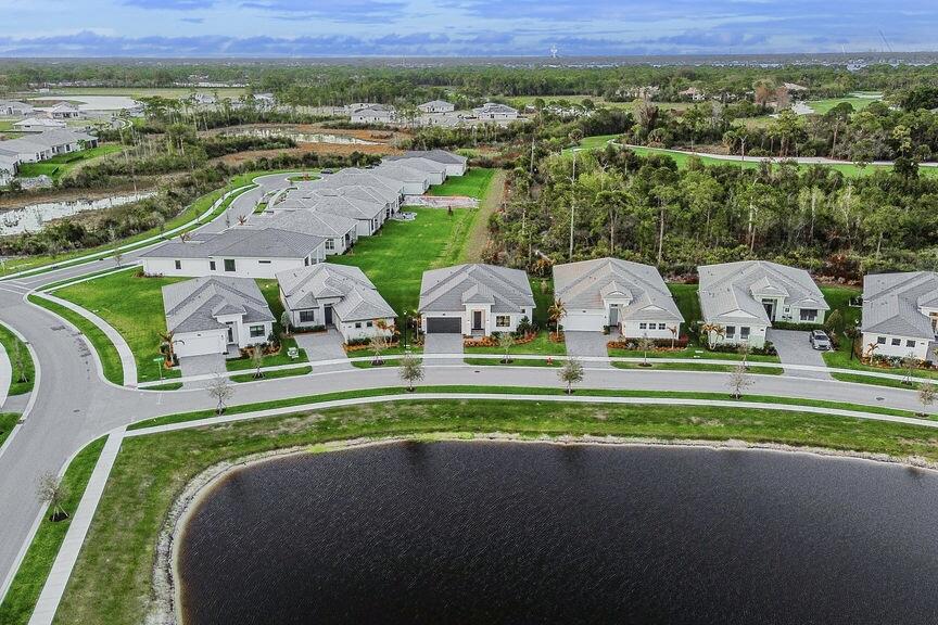 2293 SE Canopy Cv Port St Lucie, FL 34984