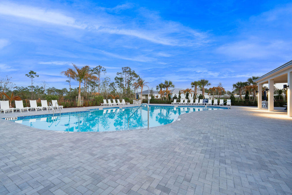 2293 SE Canopy Cv Port St Lucie, FL 34984