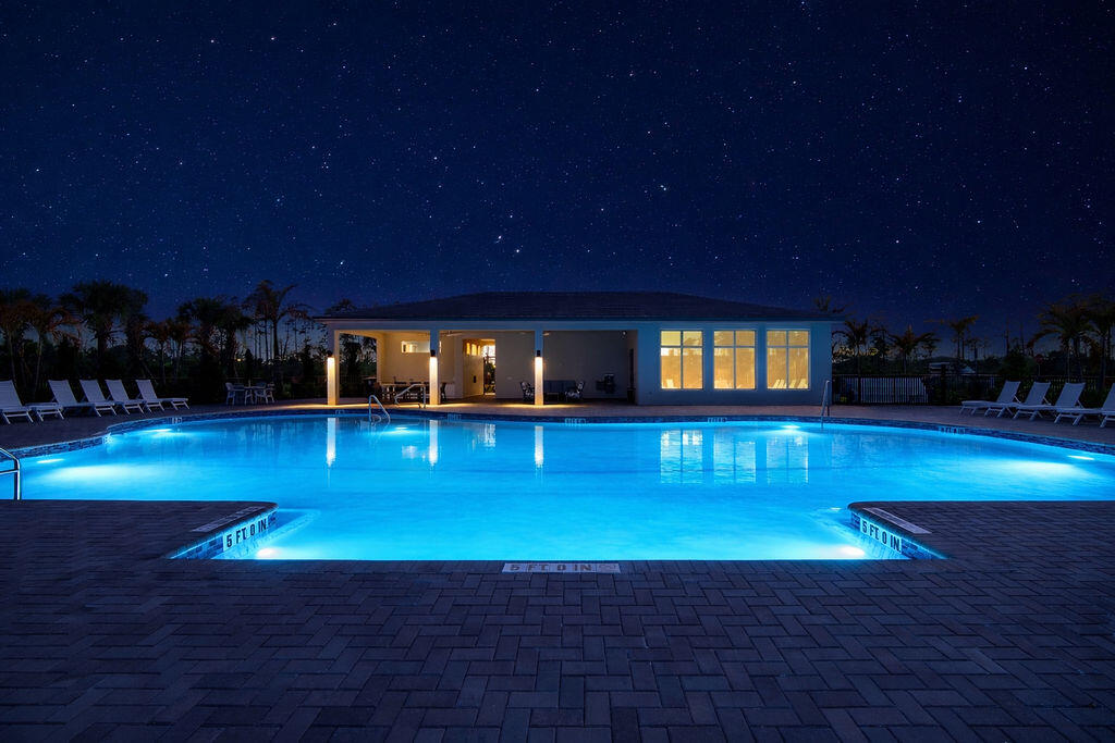 2293 SE Canopy Cv Port St Lucie, FL 34984