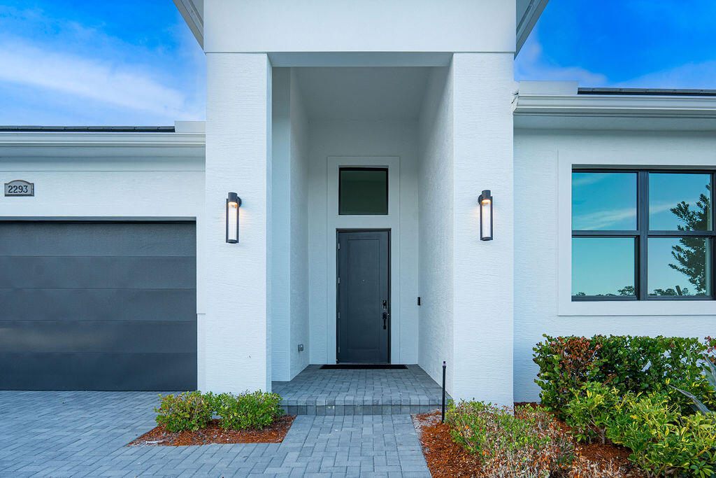 2293 SE Canopy Cv Port St Lucie, FL 34984