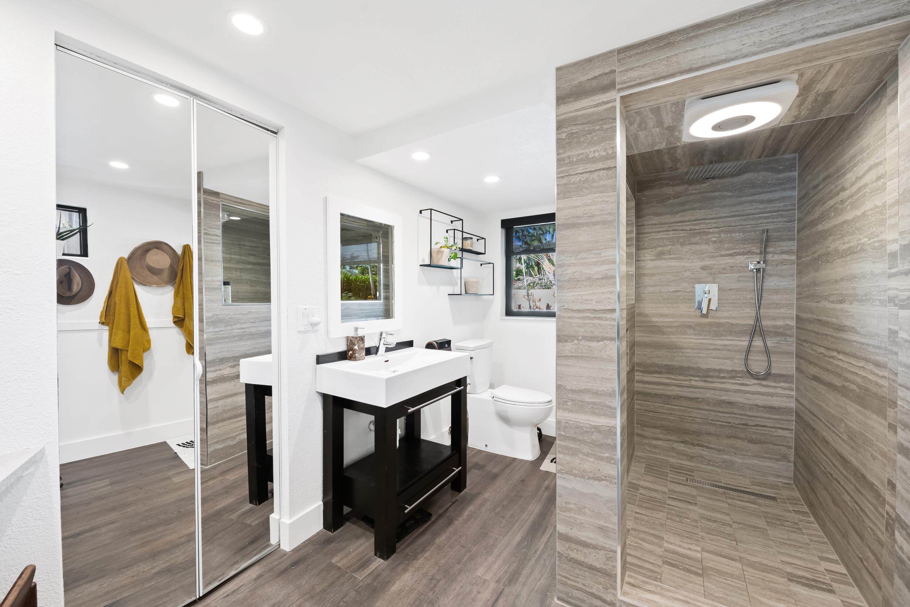 1529 NE 17th Fort Lauderdale, FL 33304