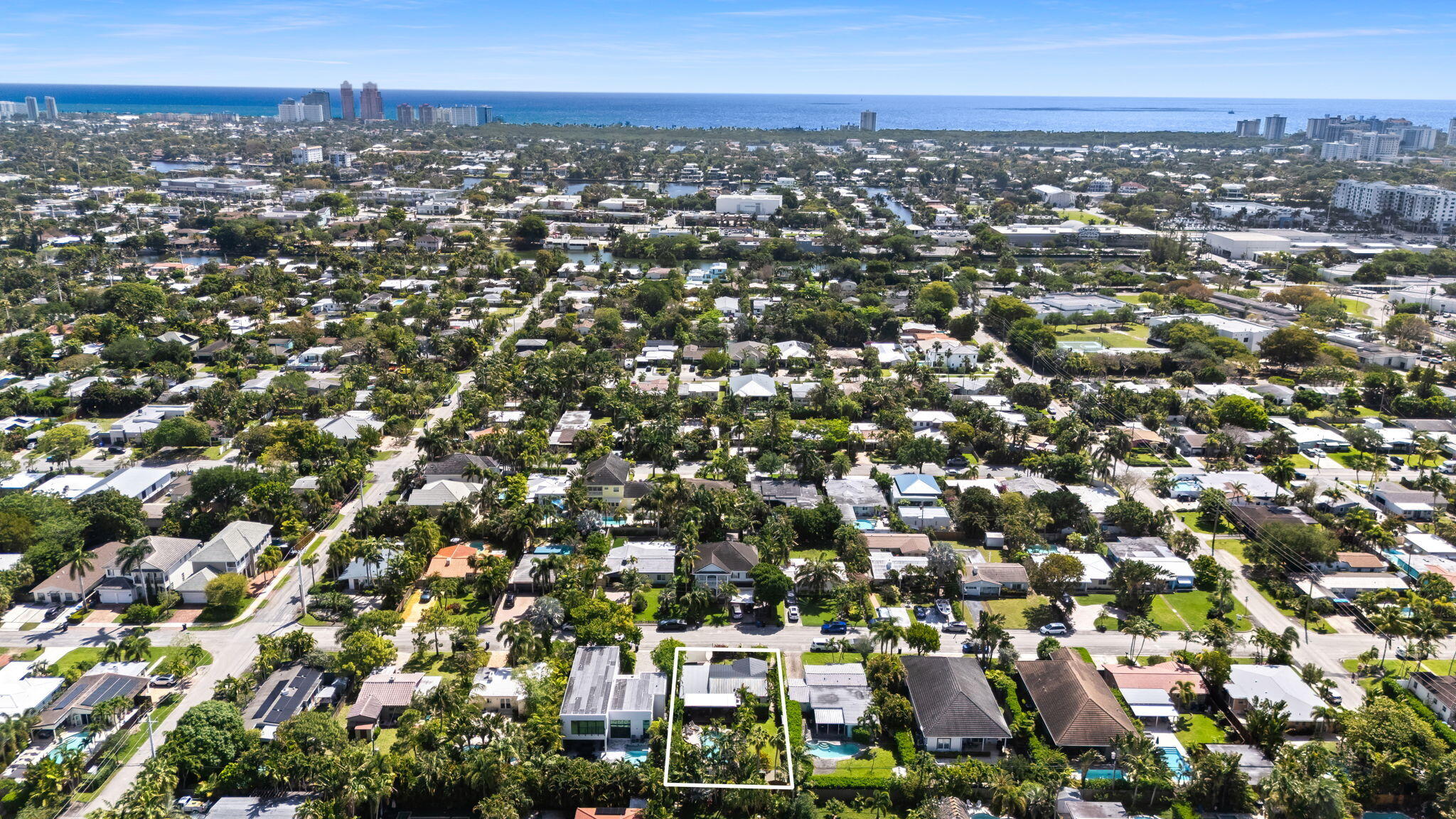 1529 NE 17th Fort Lauderdale, FL 33304