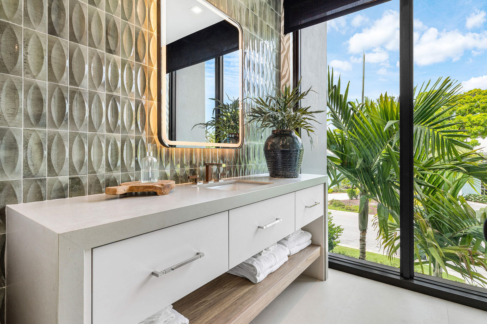 303 S Maya Palm Boca Raton, FL 33432