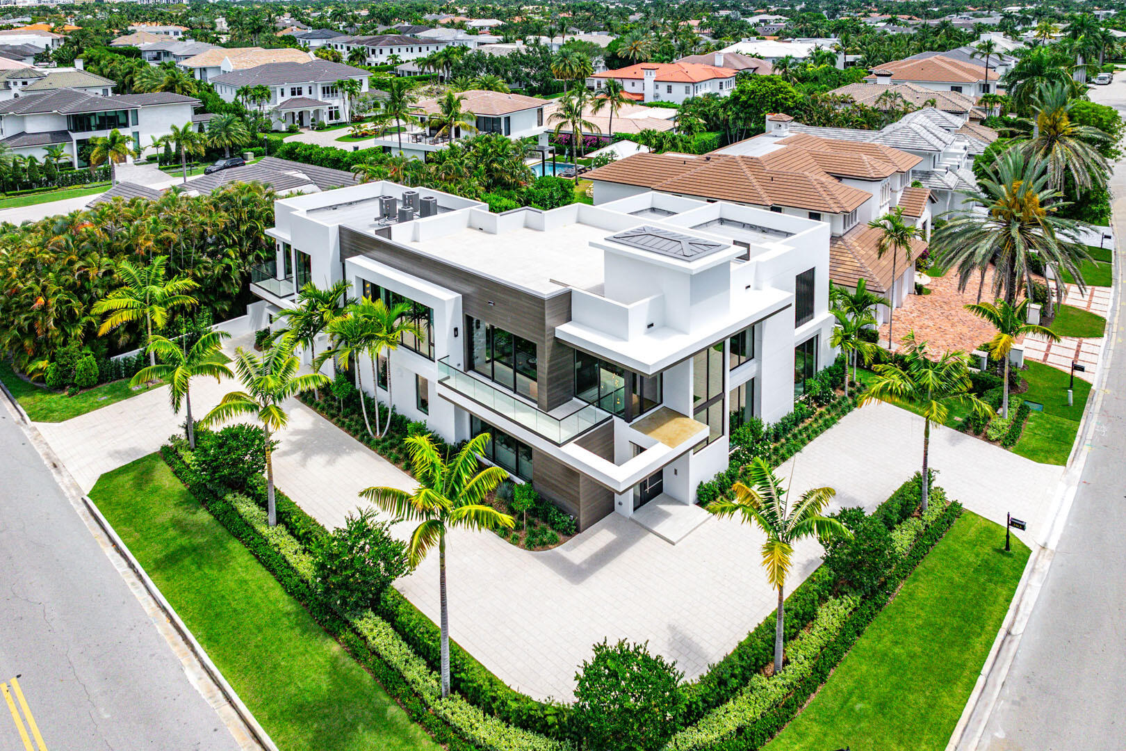 303 S Maya Palm Boca Raton, FL 33432