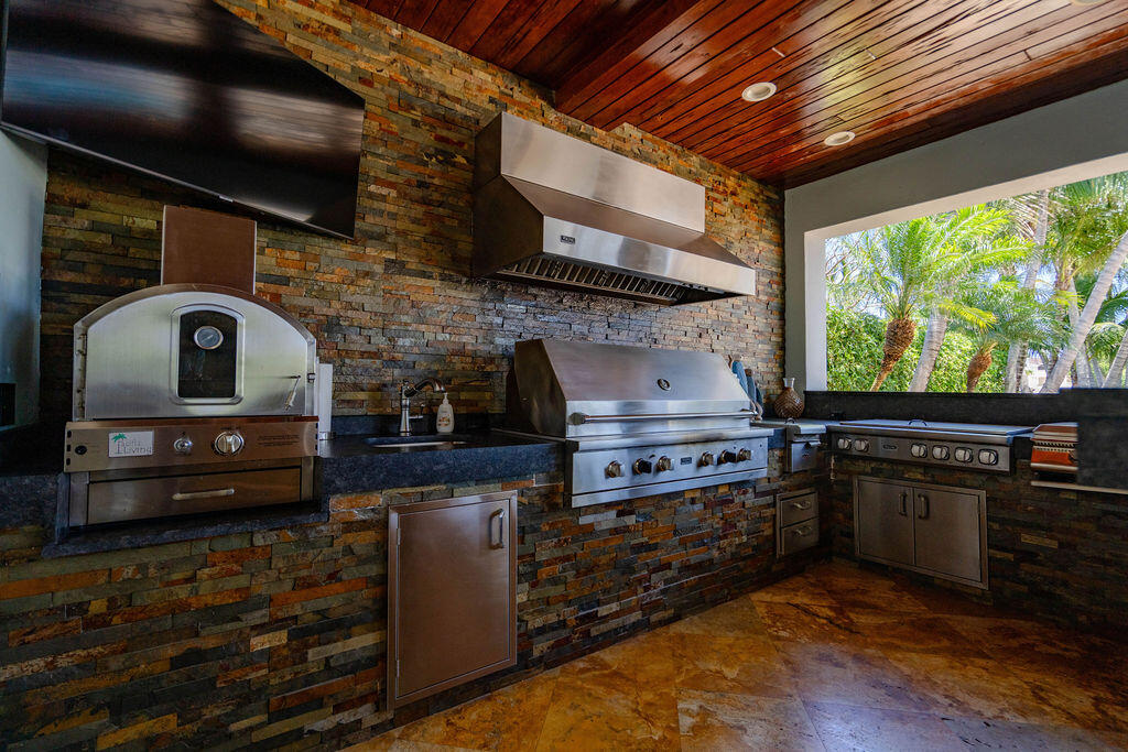 4130 NE 31st Lighthouse Point, FL 33064