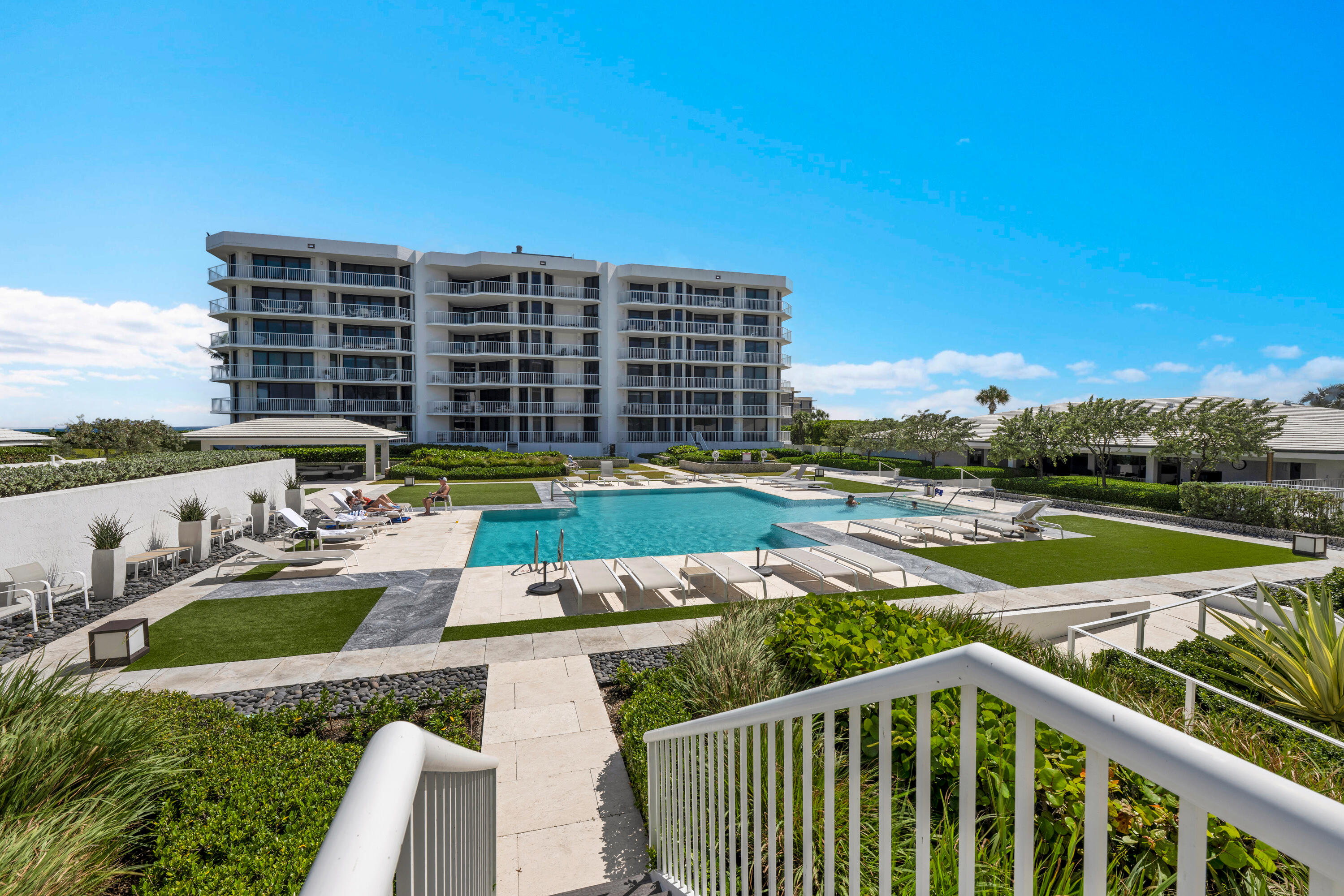 3170 S Ocean #201n