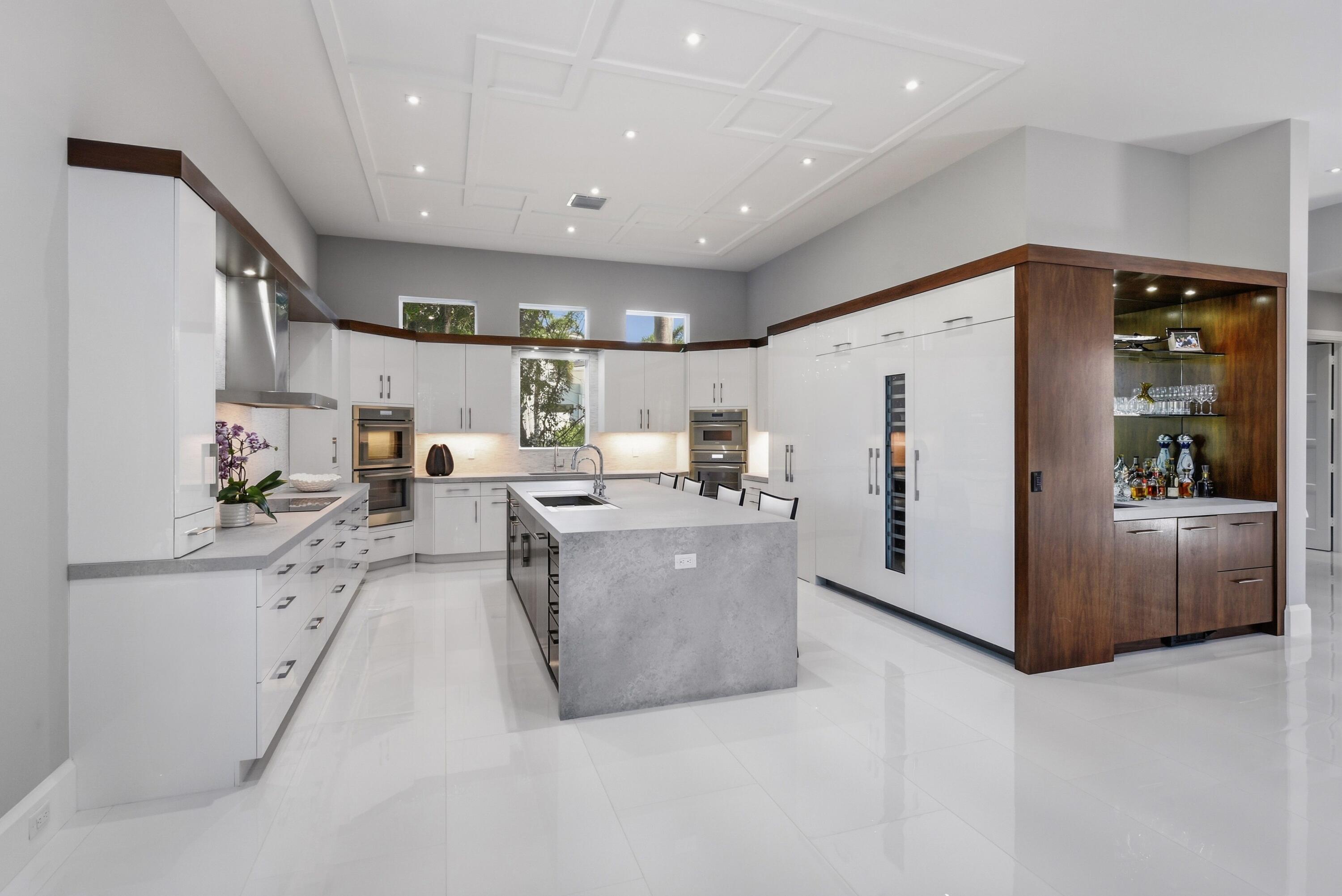 17661 Scarsdale Boca Raton, FL 33496