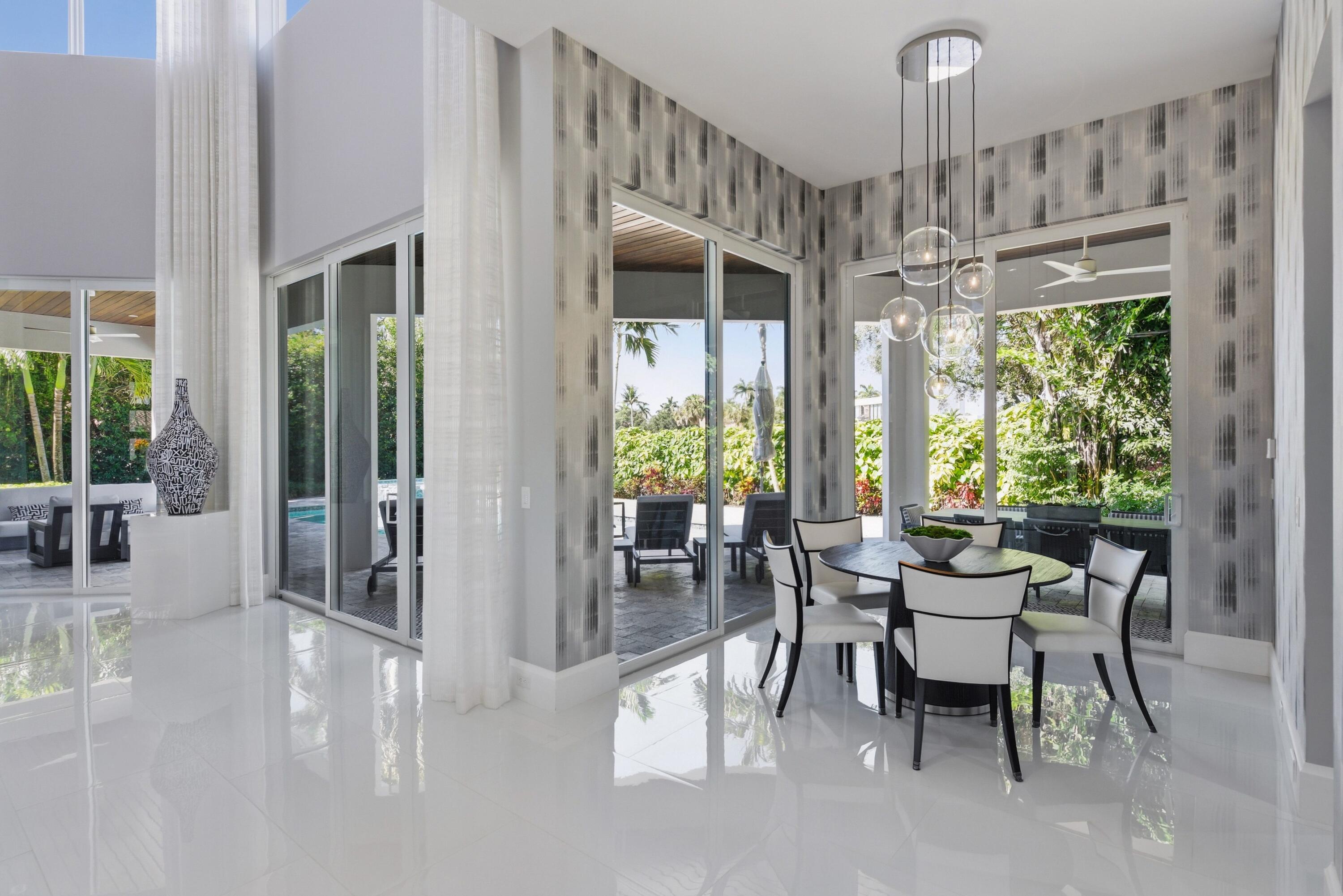 17661 Scarsdale Boca Raton, FL 33496