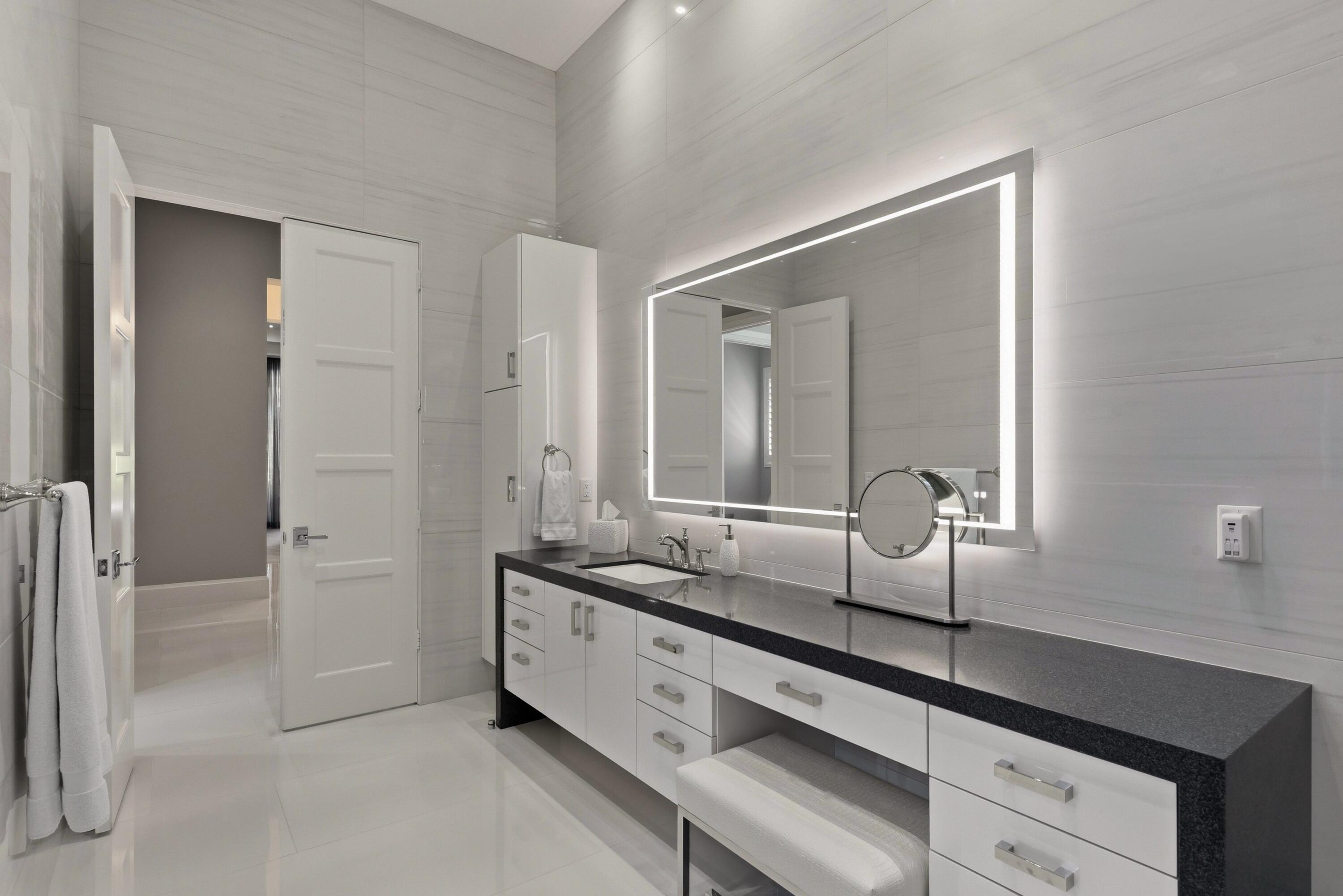 17661 Scarsdale Boca Raton, FL 33496