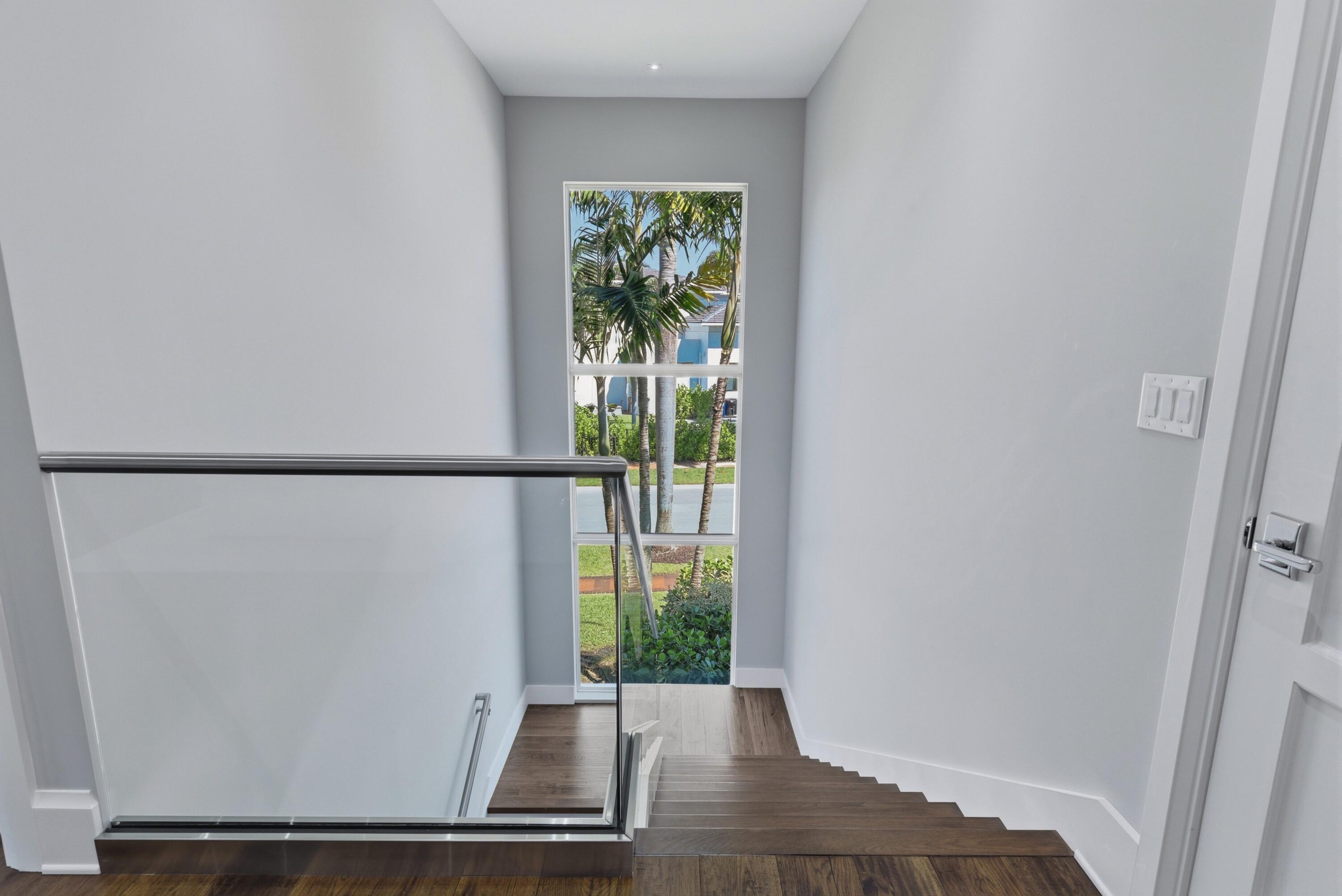 17661 Scarsdale Boca Raton, FL 33496