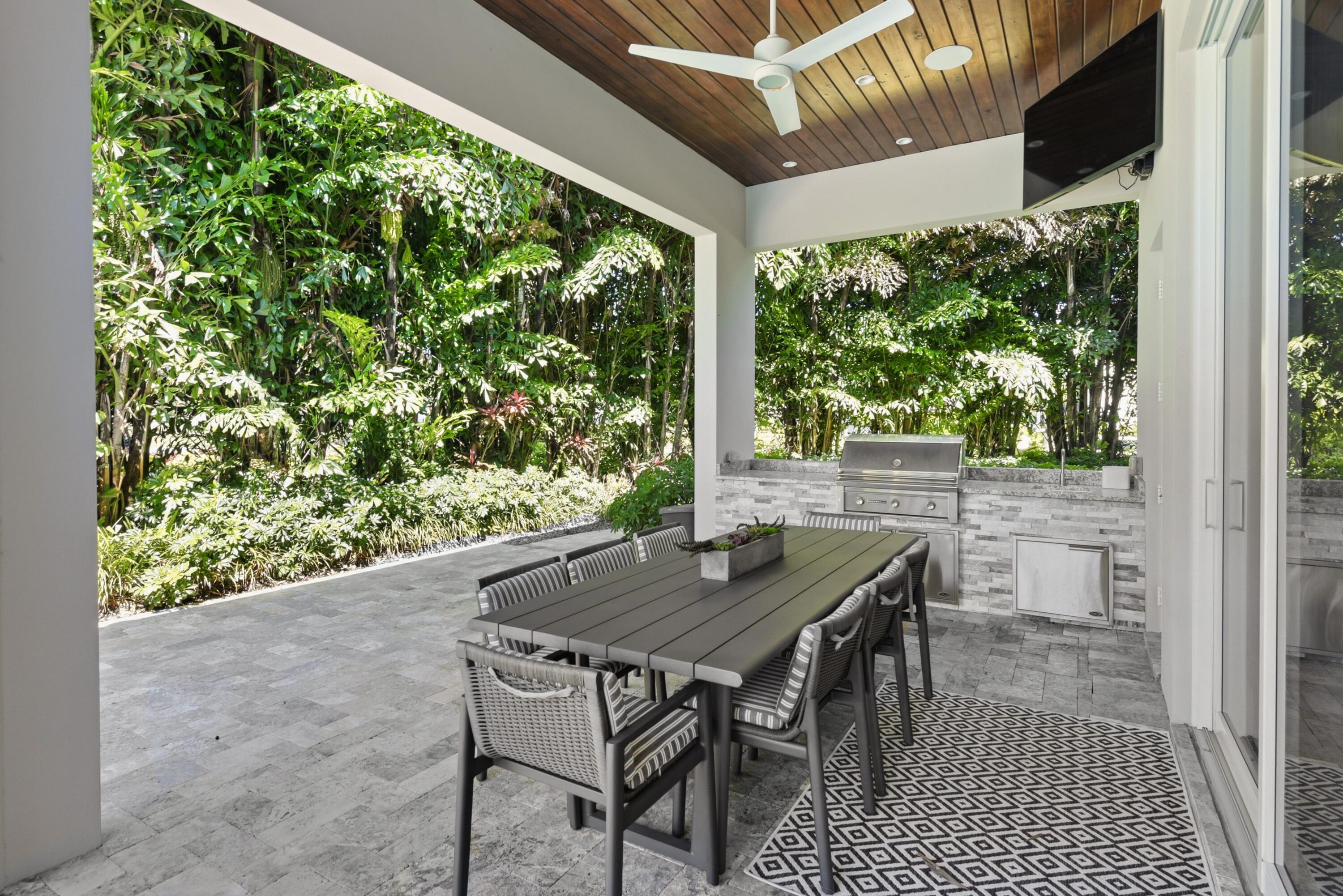 17661 Scarsdale Boca Raton, FL 33496
