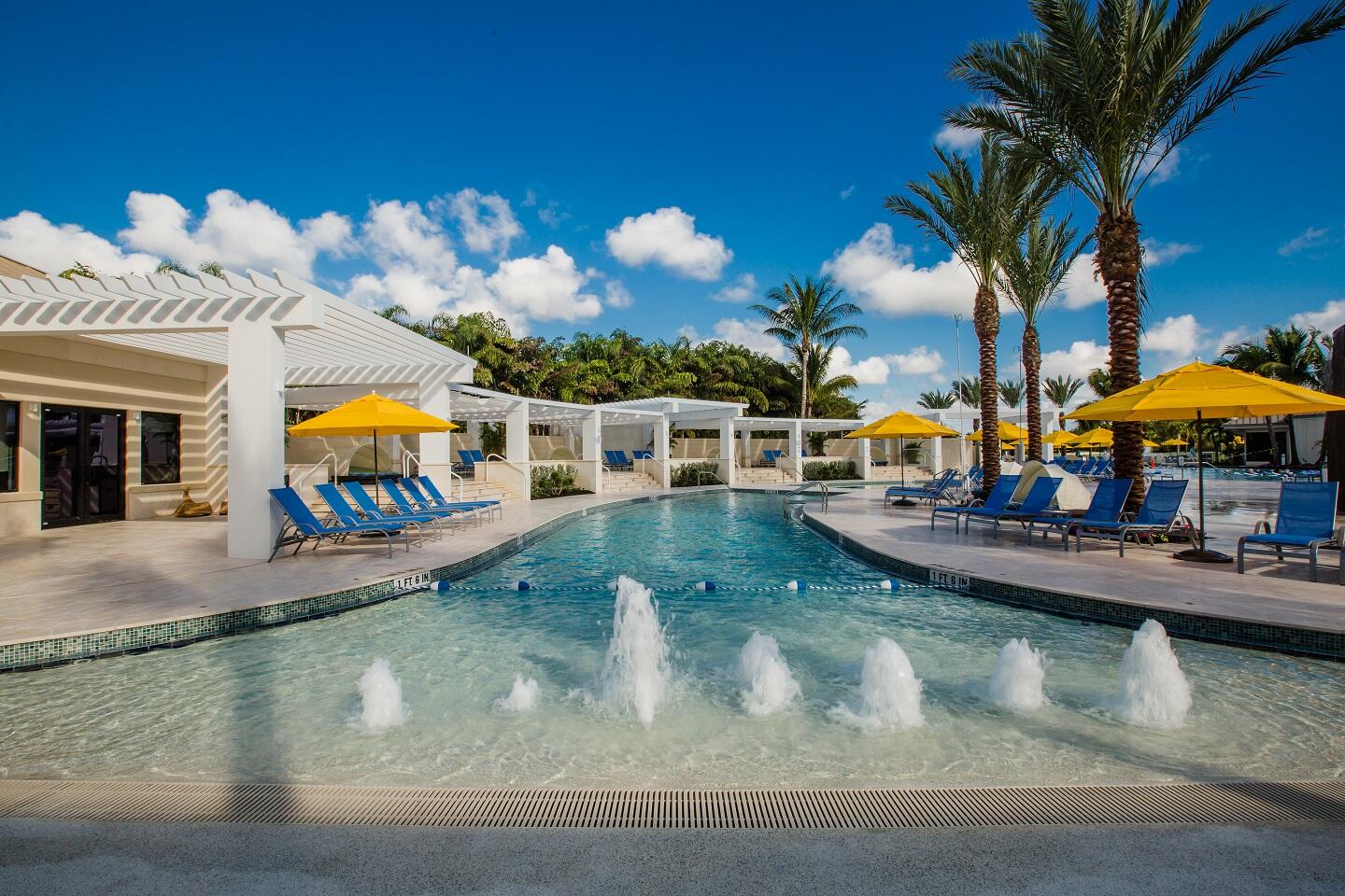 17661 Scarsdale Boca Raton, FL 33496