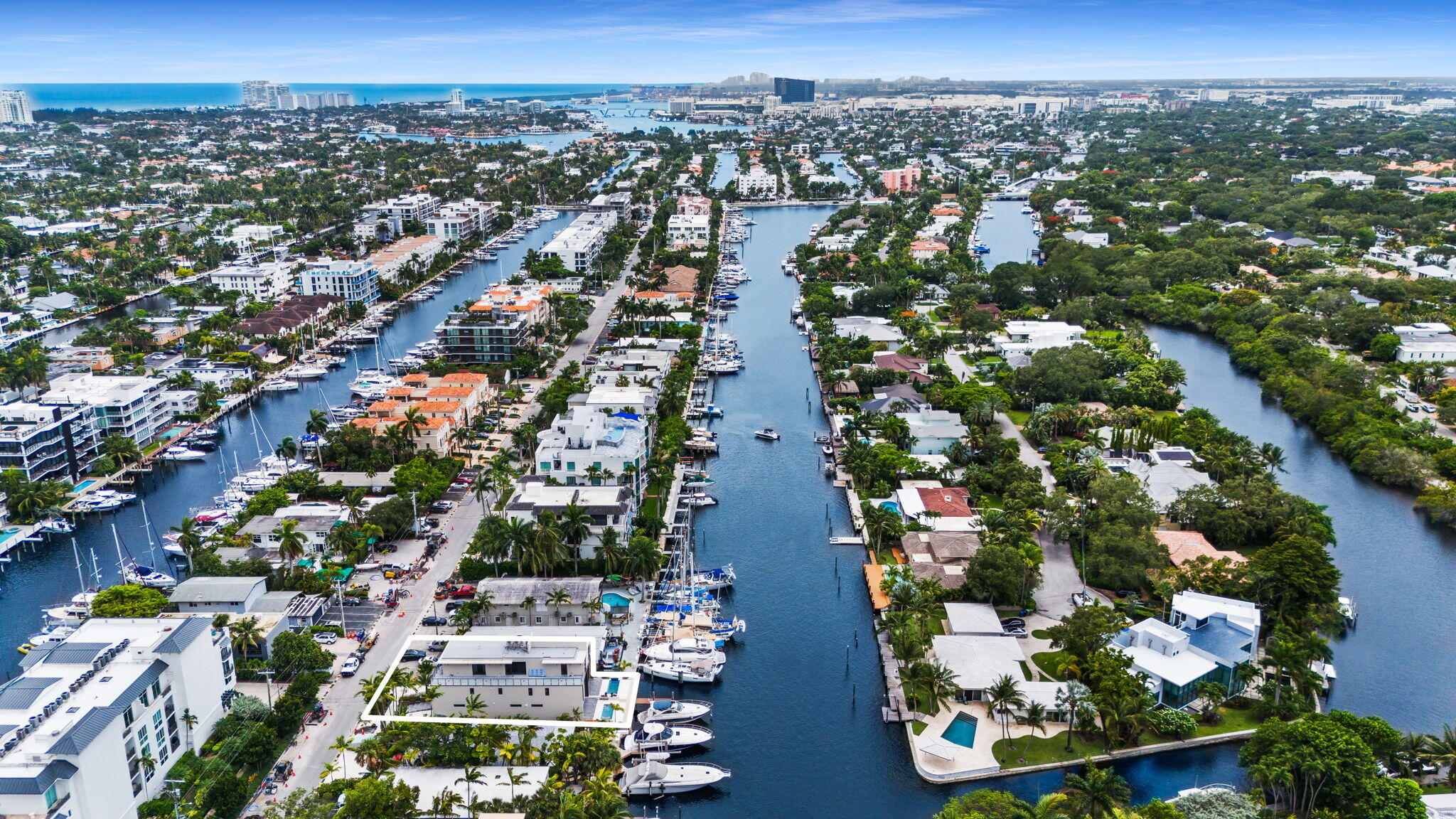 323 Hendricks Fort Lauderdale, FL 33301