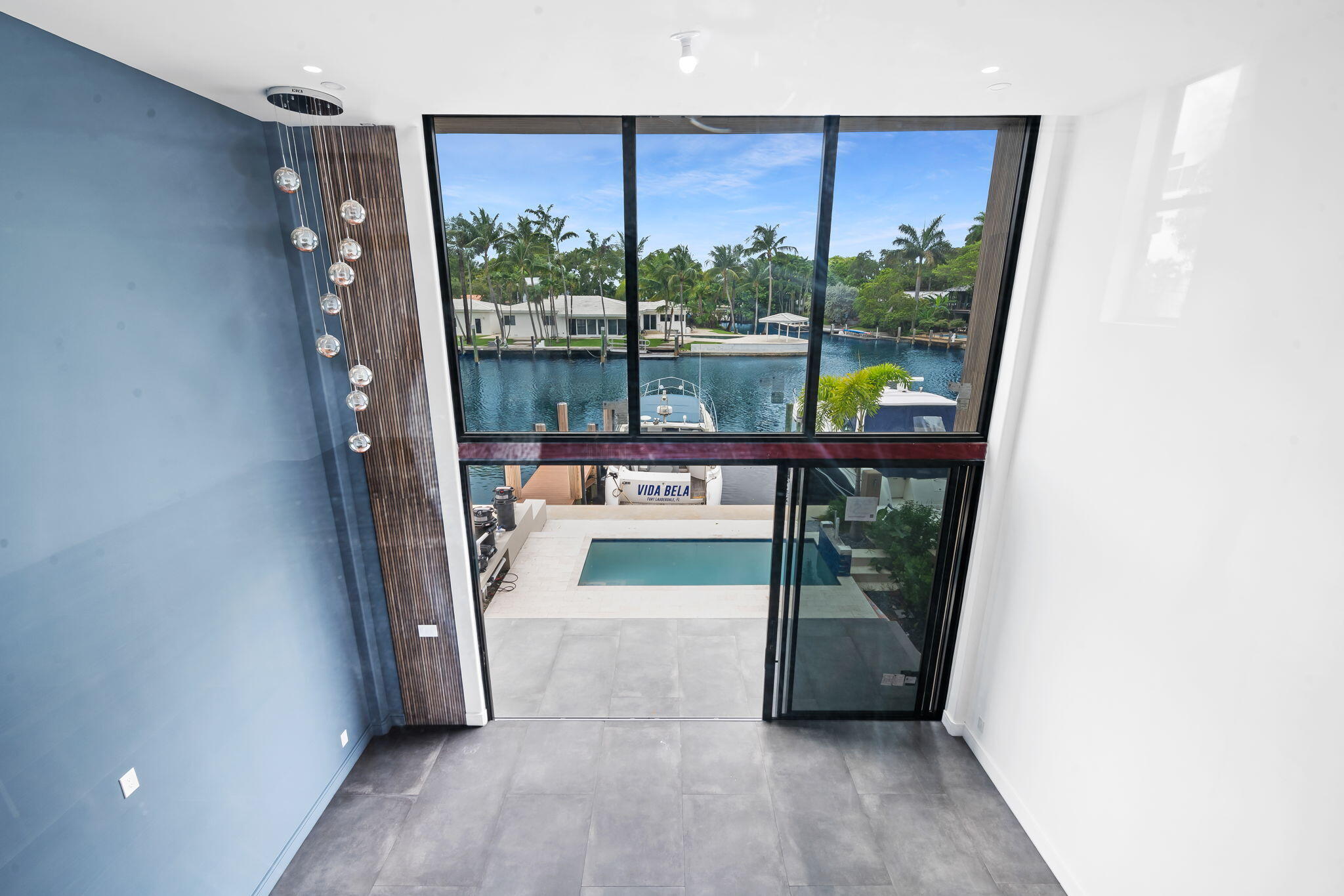 323 Hendricks Fort Lauderdale, FL 33301