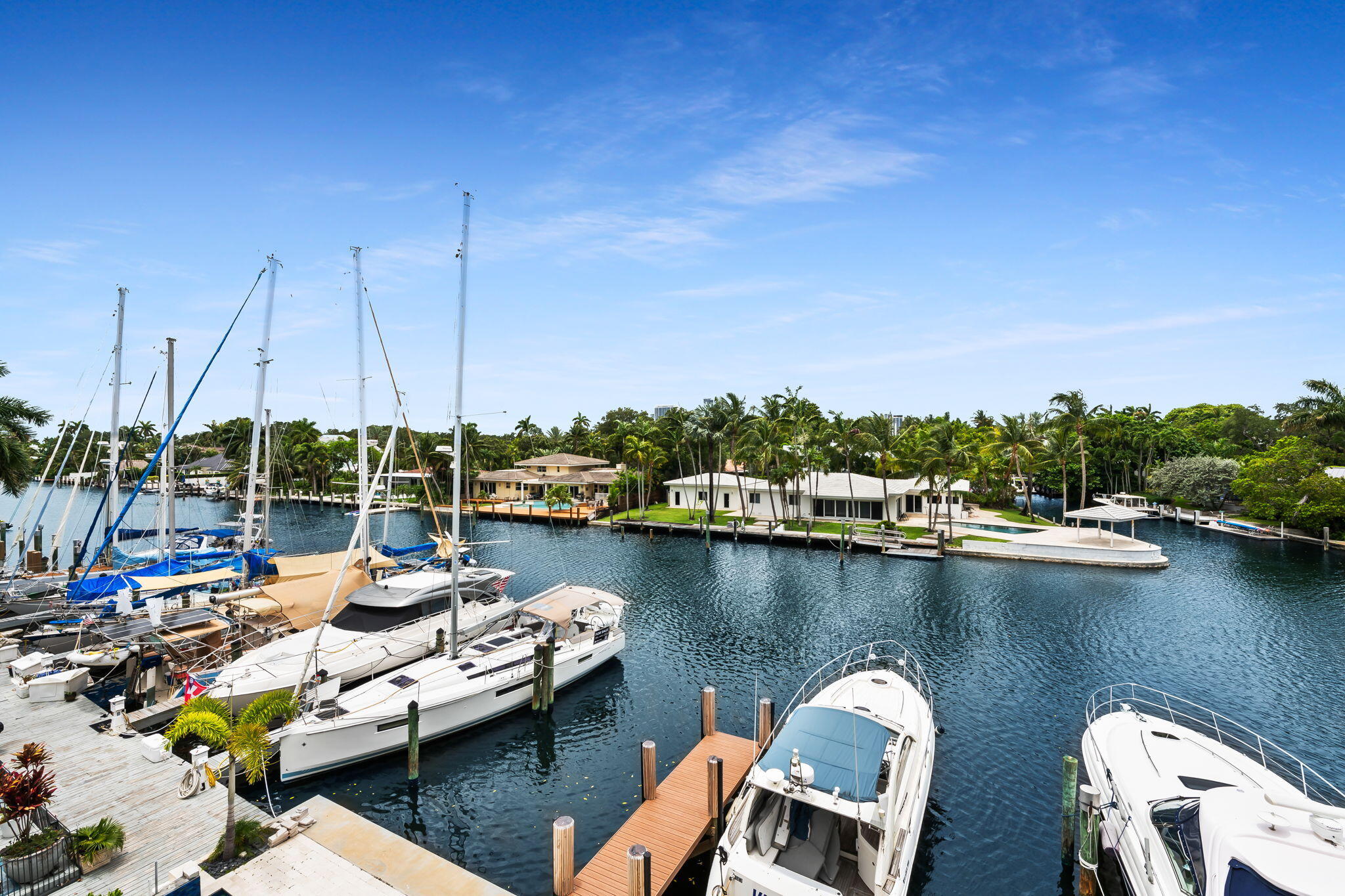323 Hendricks Fort Lauderdale, FL 33301