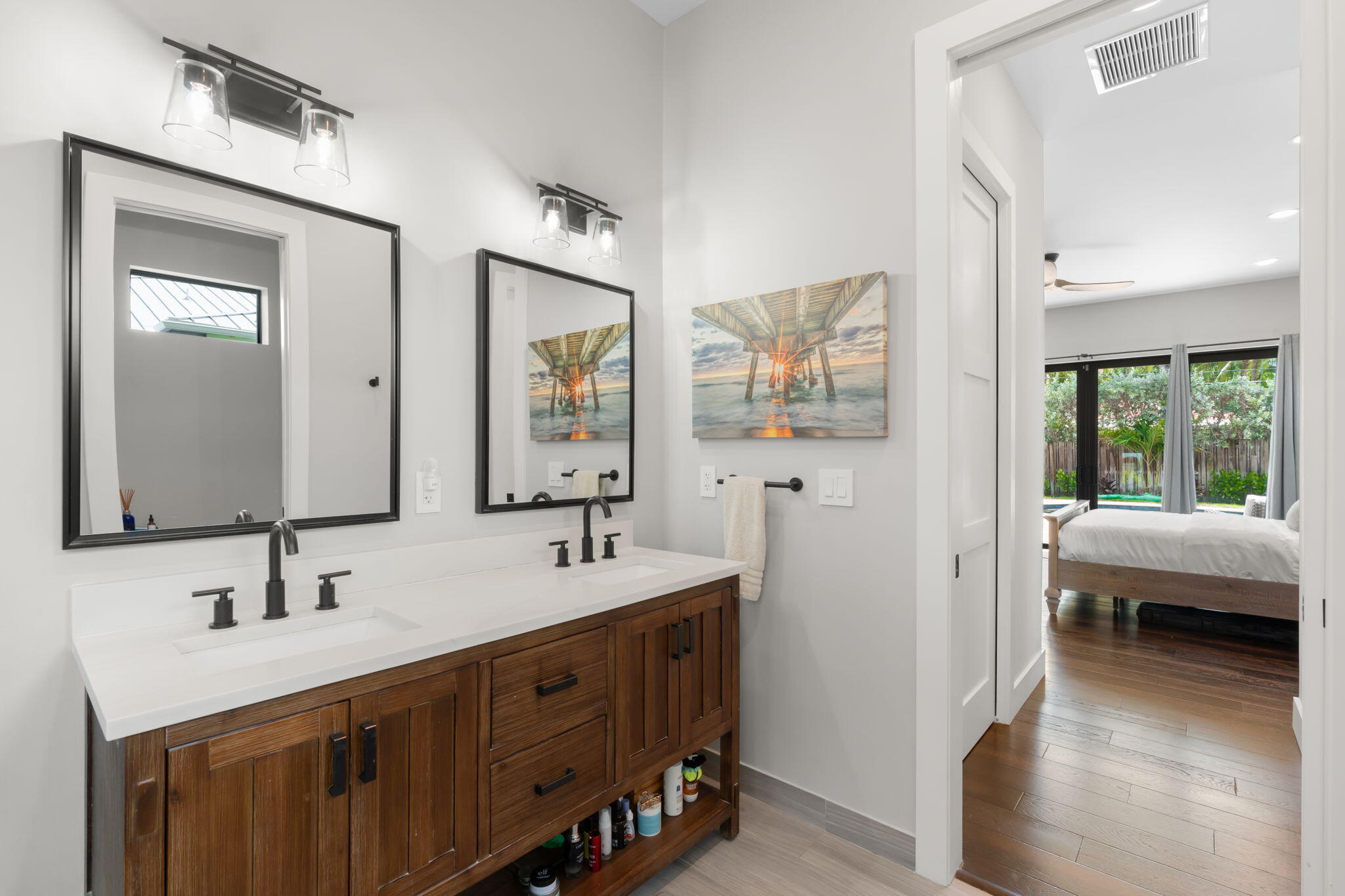 1716 Middle Riv Fort Lauderdale, FL 33305
