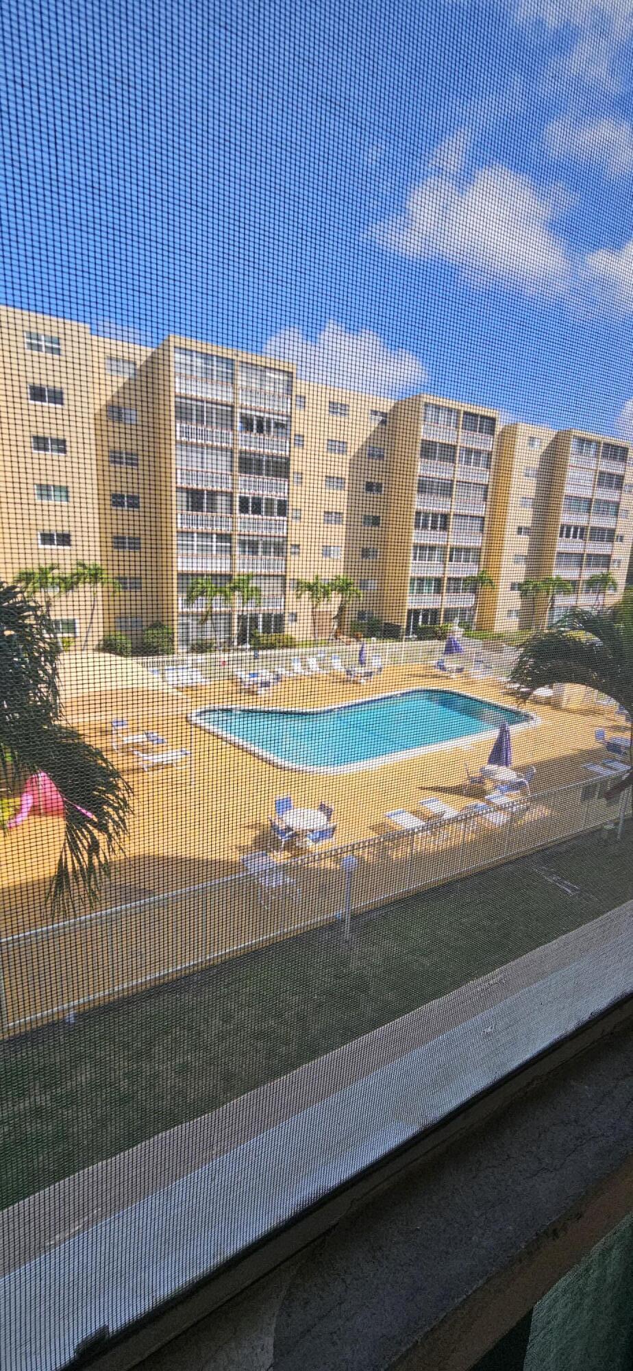 421 NE 14th #302