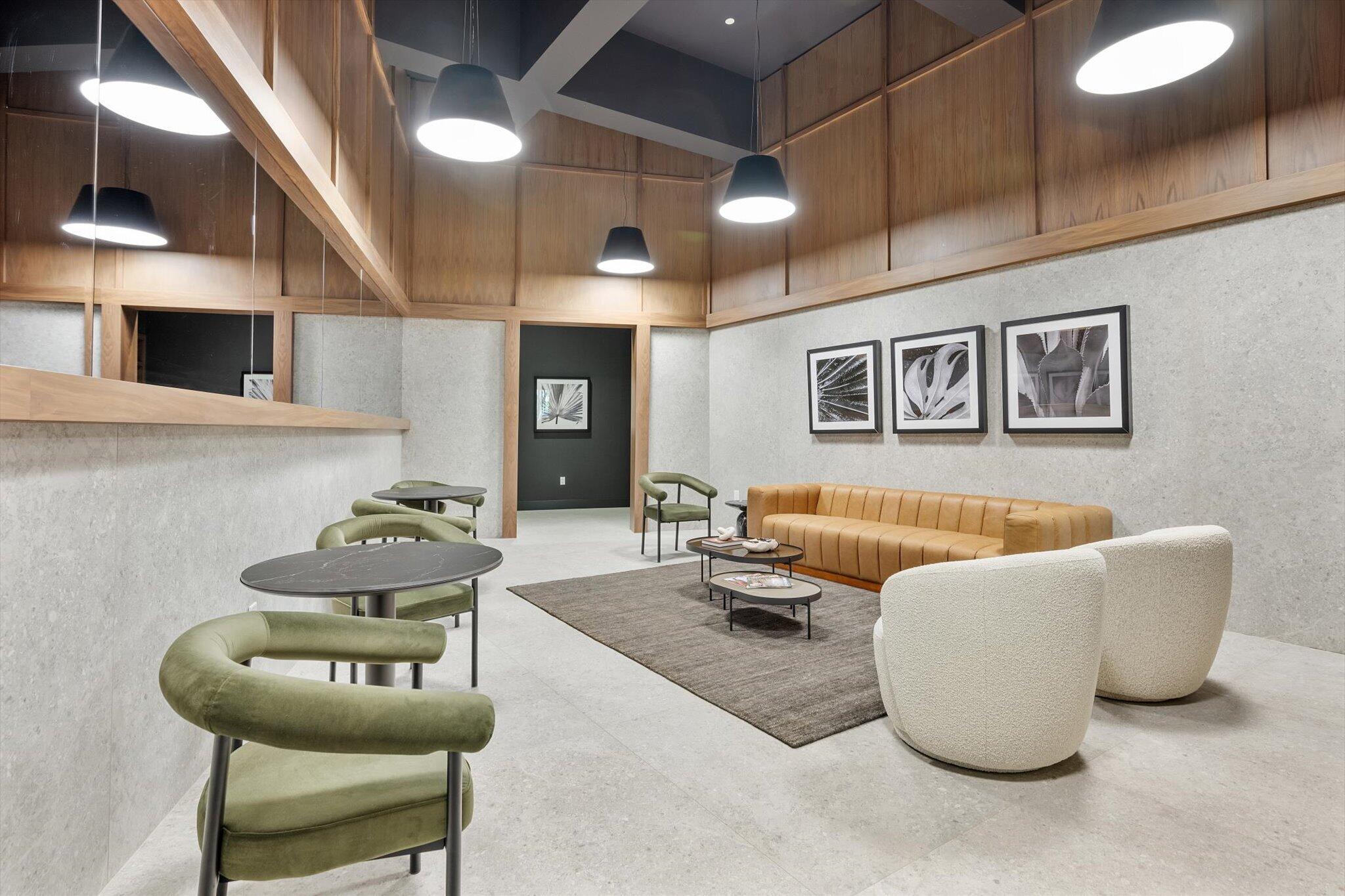 3034 Oak #503 Miami, FL 33133