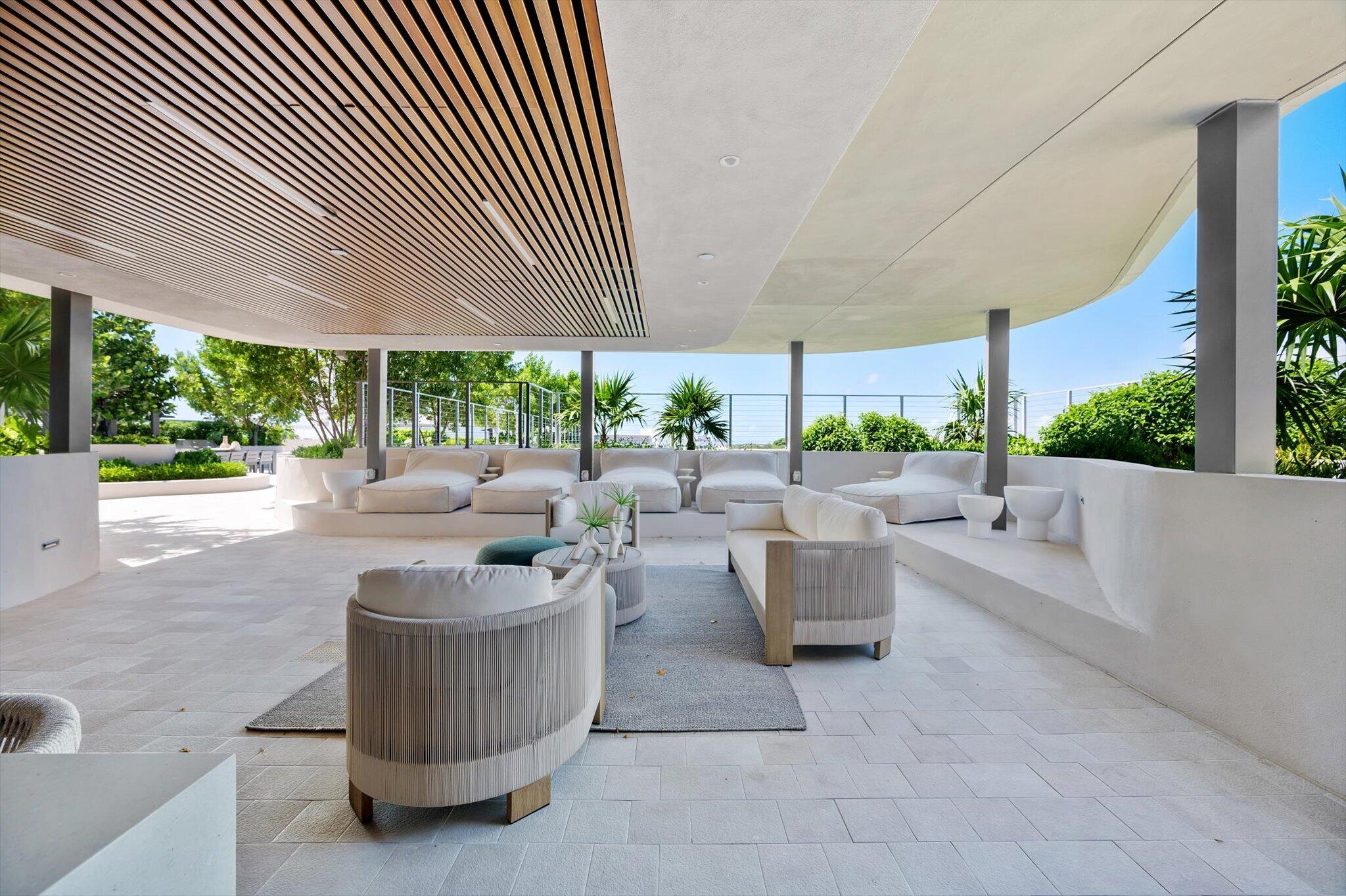 3034 Oak #503 Miami, FL 33133