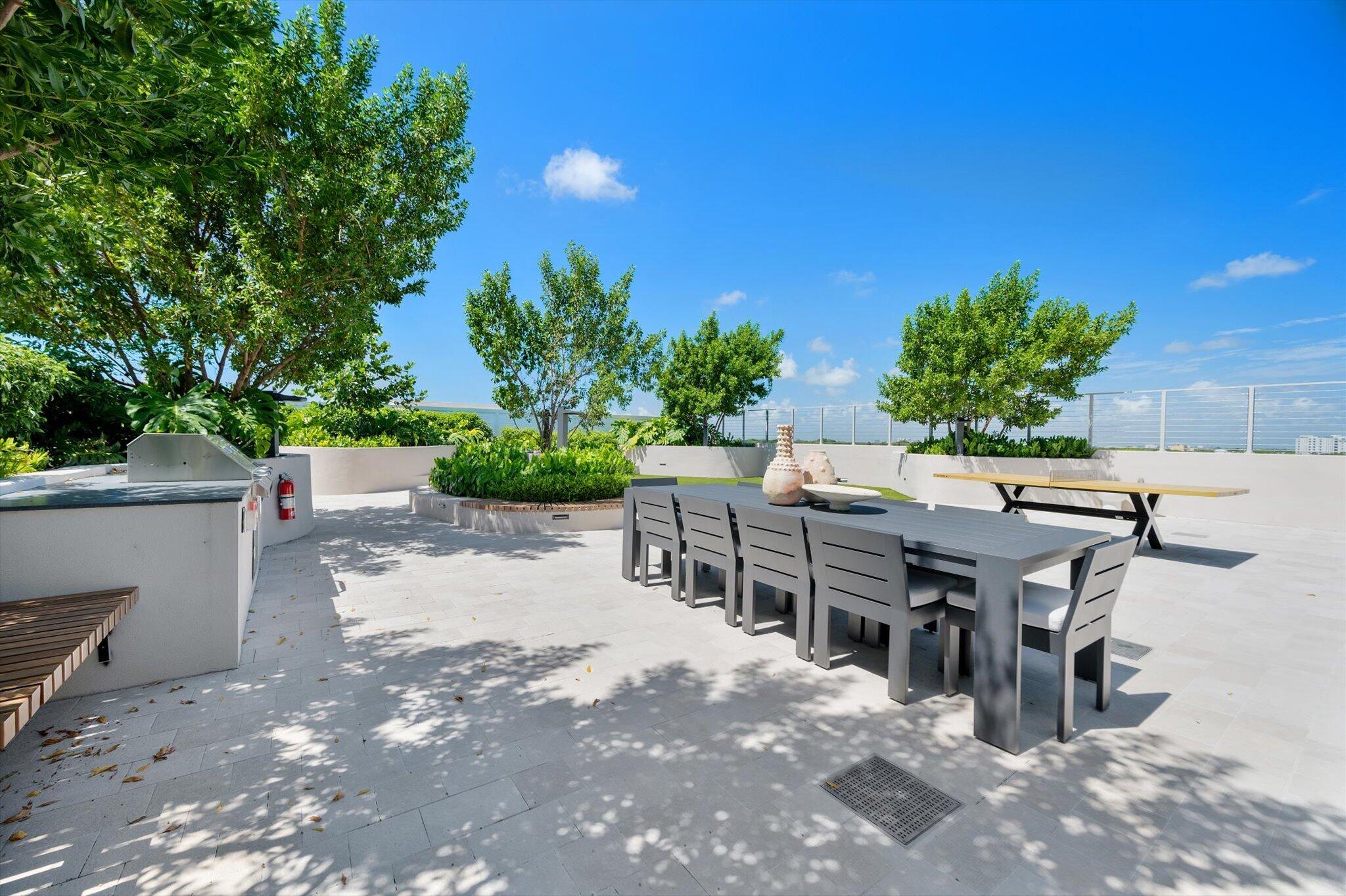 3034 Oak #503 Miami, FL 33133