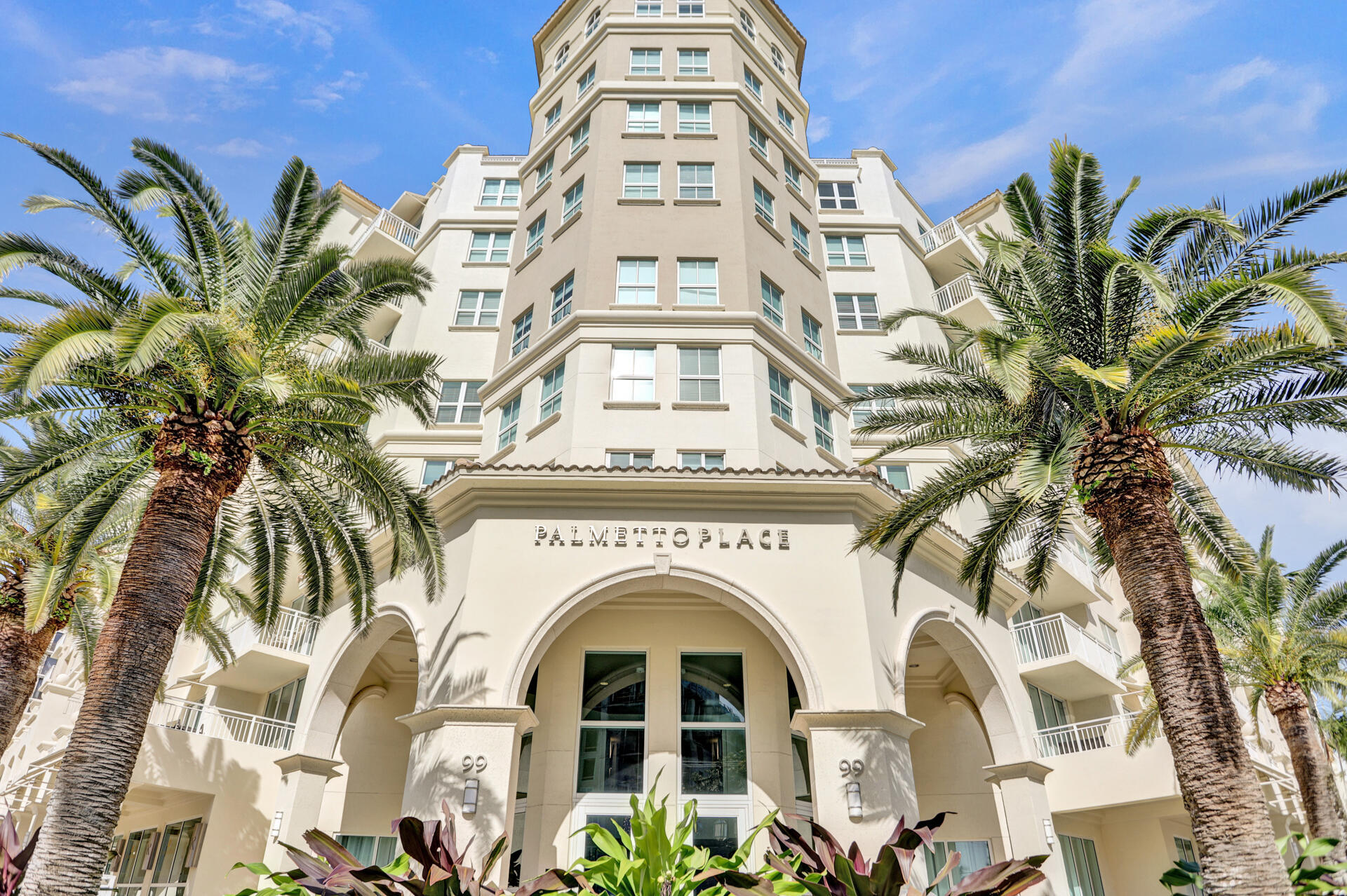 99 SE Mizner #802