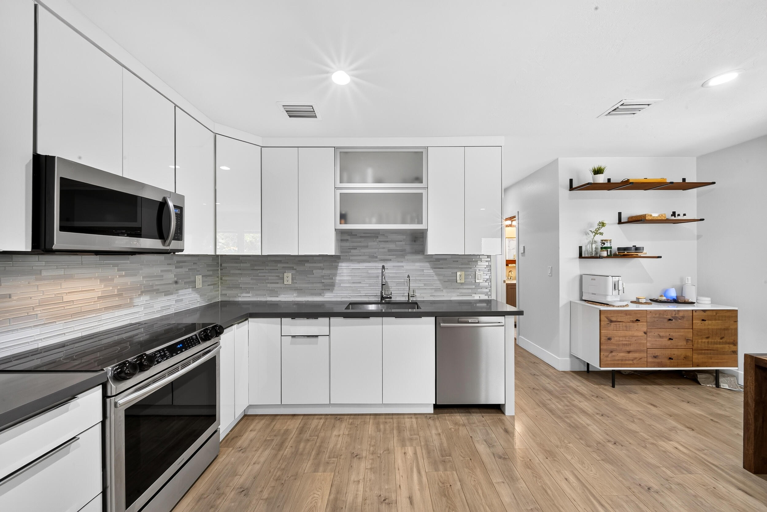 1015 Madrid Coral Gables, FL 33134