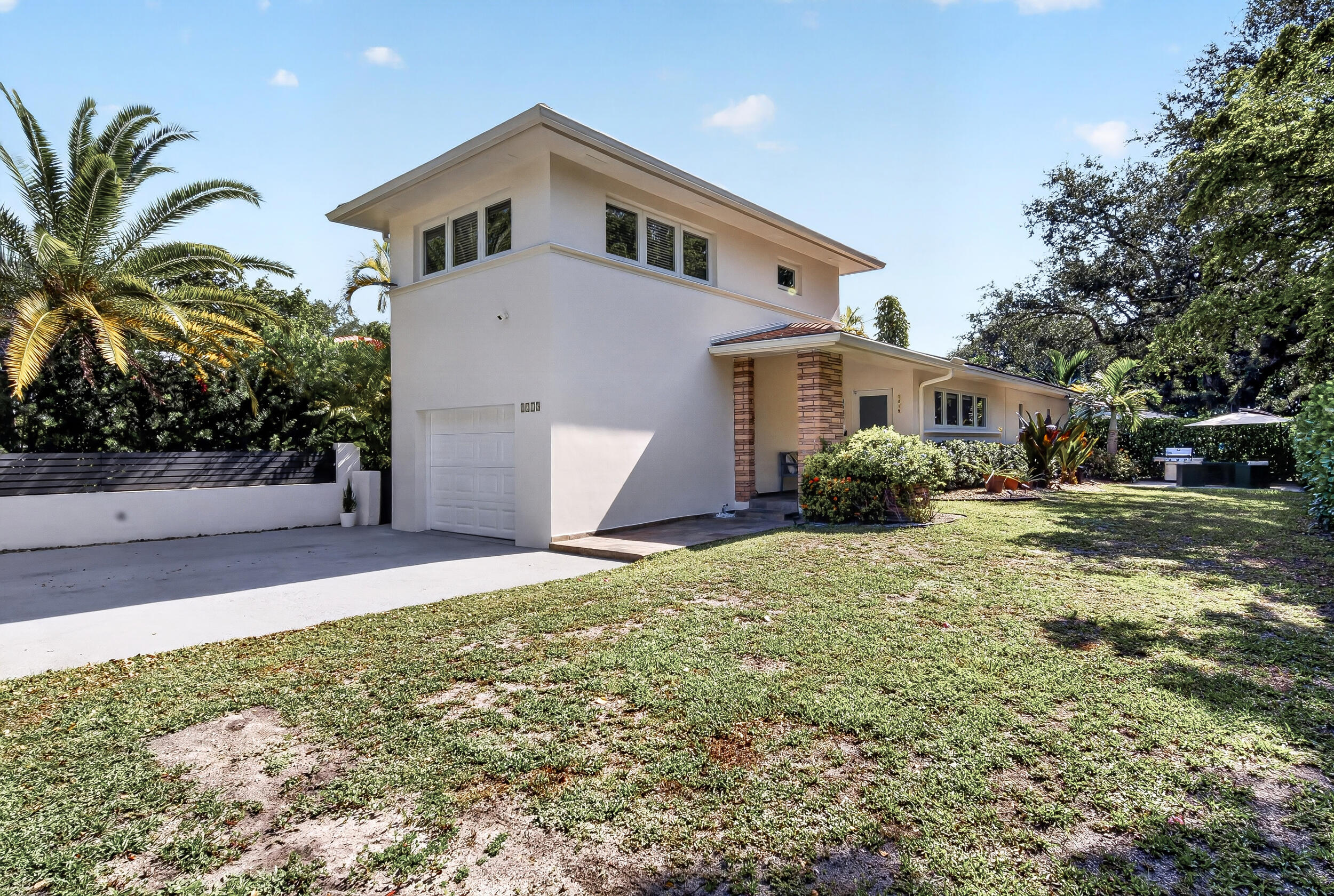 1015 Madrid Coral Gables, FL 33134
