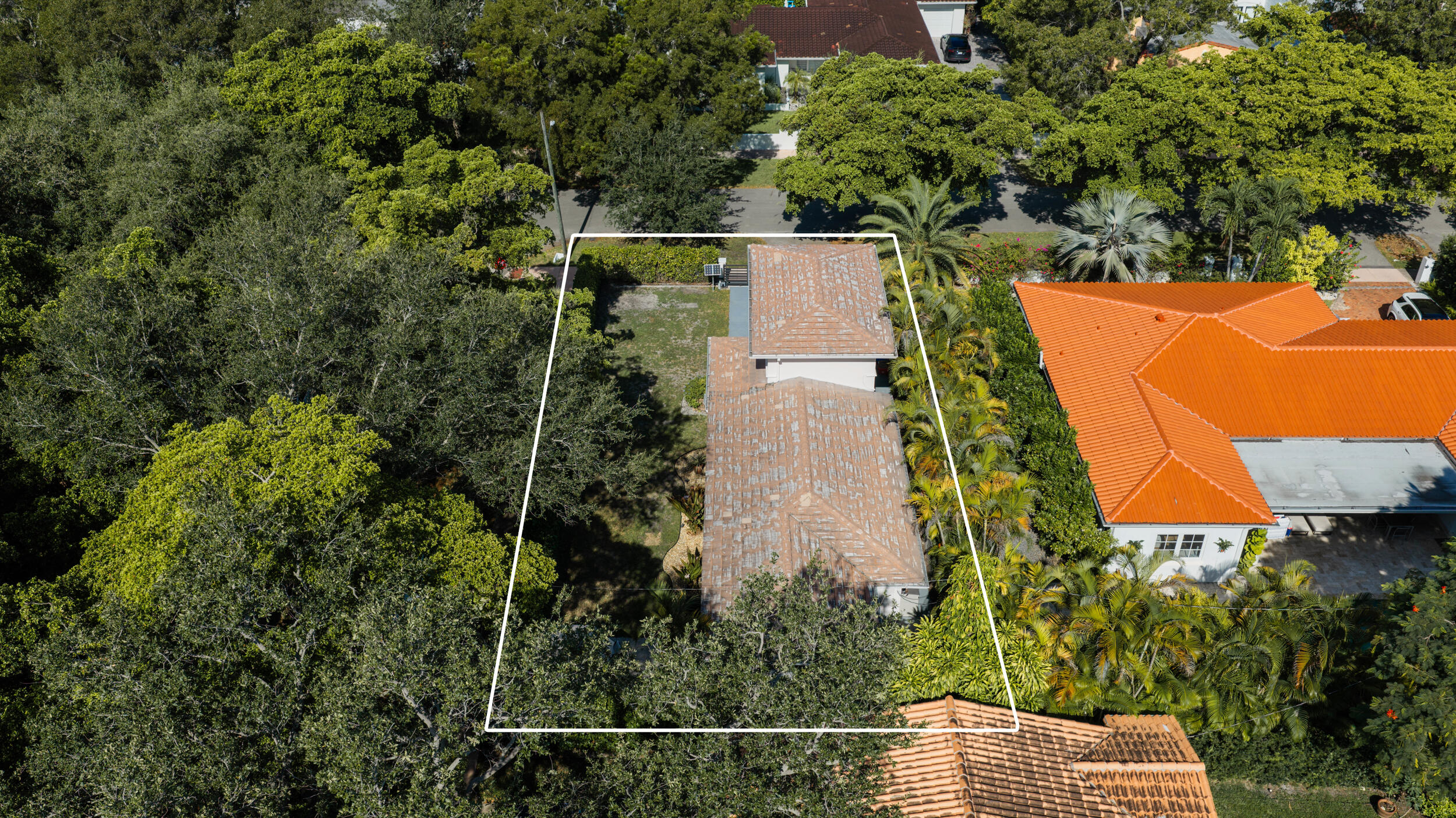 1015 Madrid Coral Gables, FL 33134