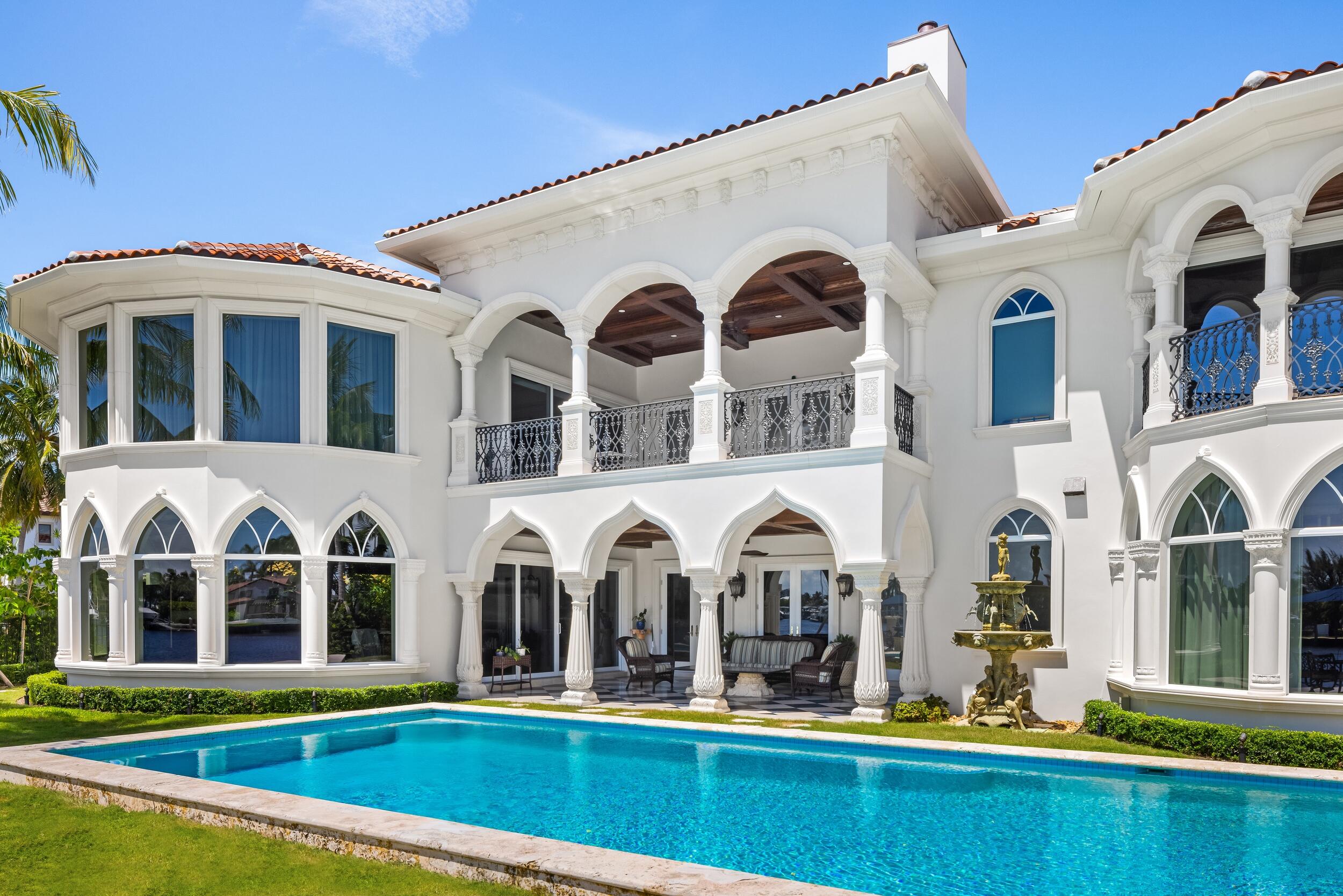 745 Middle Riv Dr Fort Lauderdale, FL 33304
