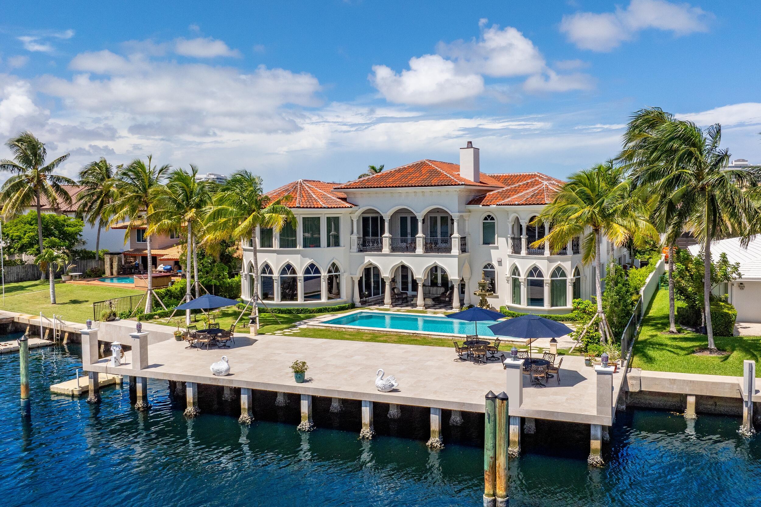745 Middle Riv Dr Fort Lauderdale, FL 33304