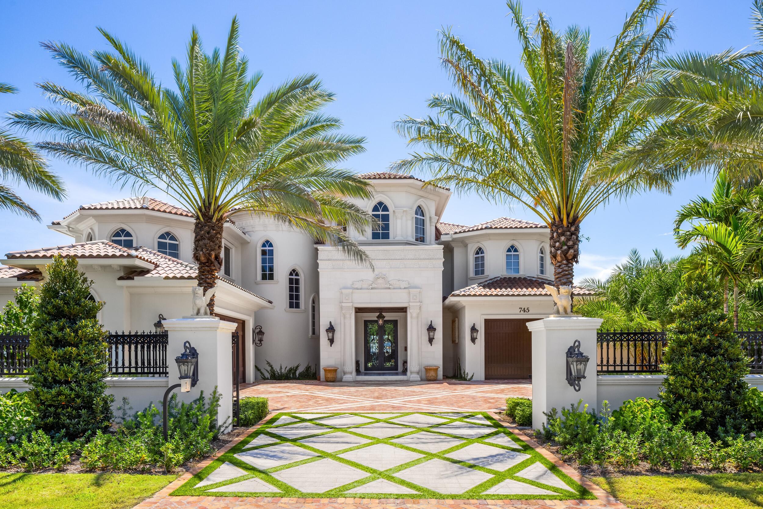 745 Middle Riv Dr Fort Lauderdale, FL 33304