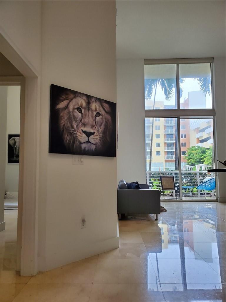 image The Venture at Aventura11