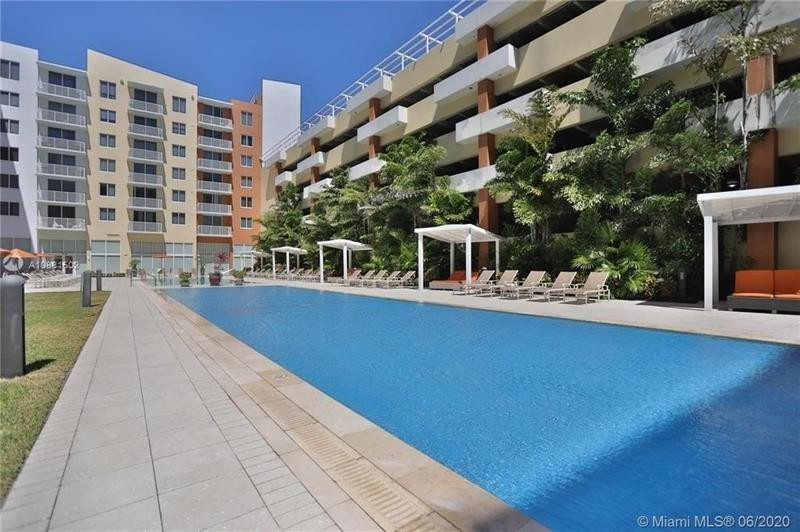 image The Venture at Aventura45