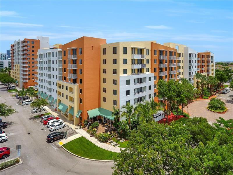 image The Venture at Aventura57