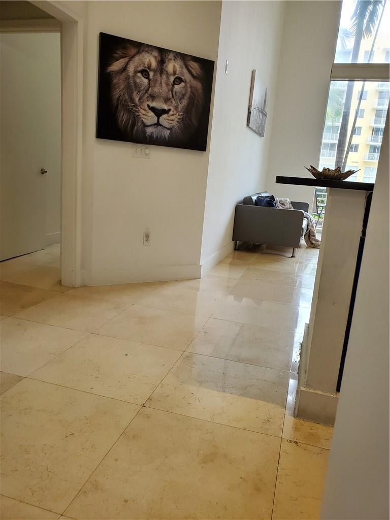 image The Venture at Aventura6