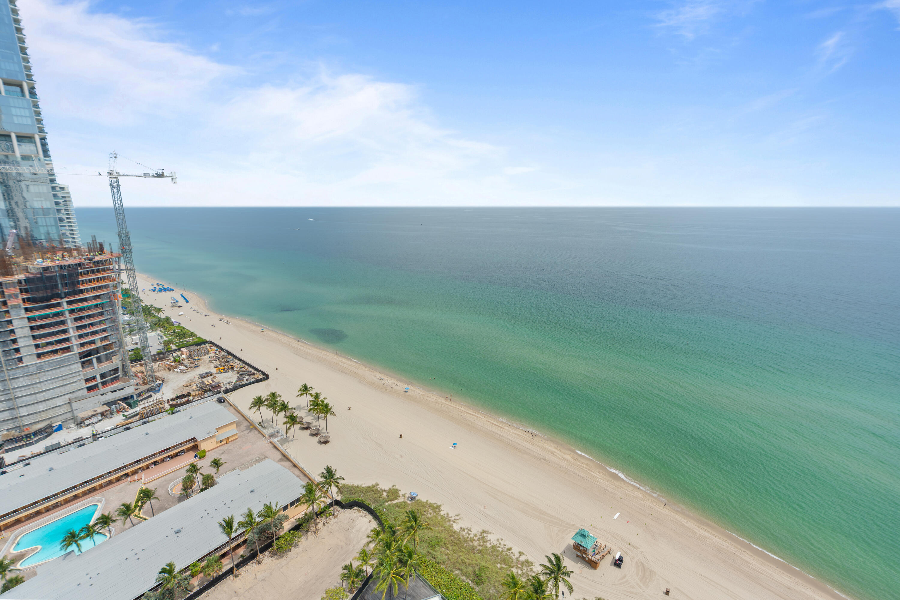18201 Collins Ave #3704