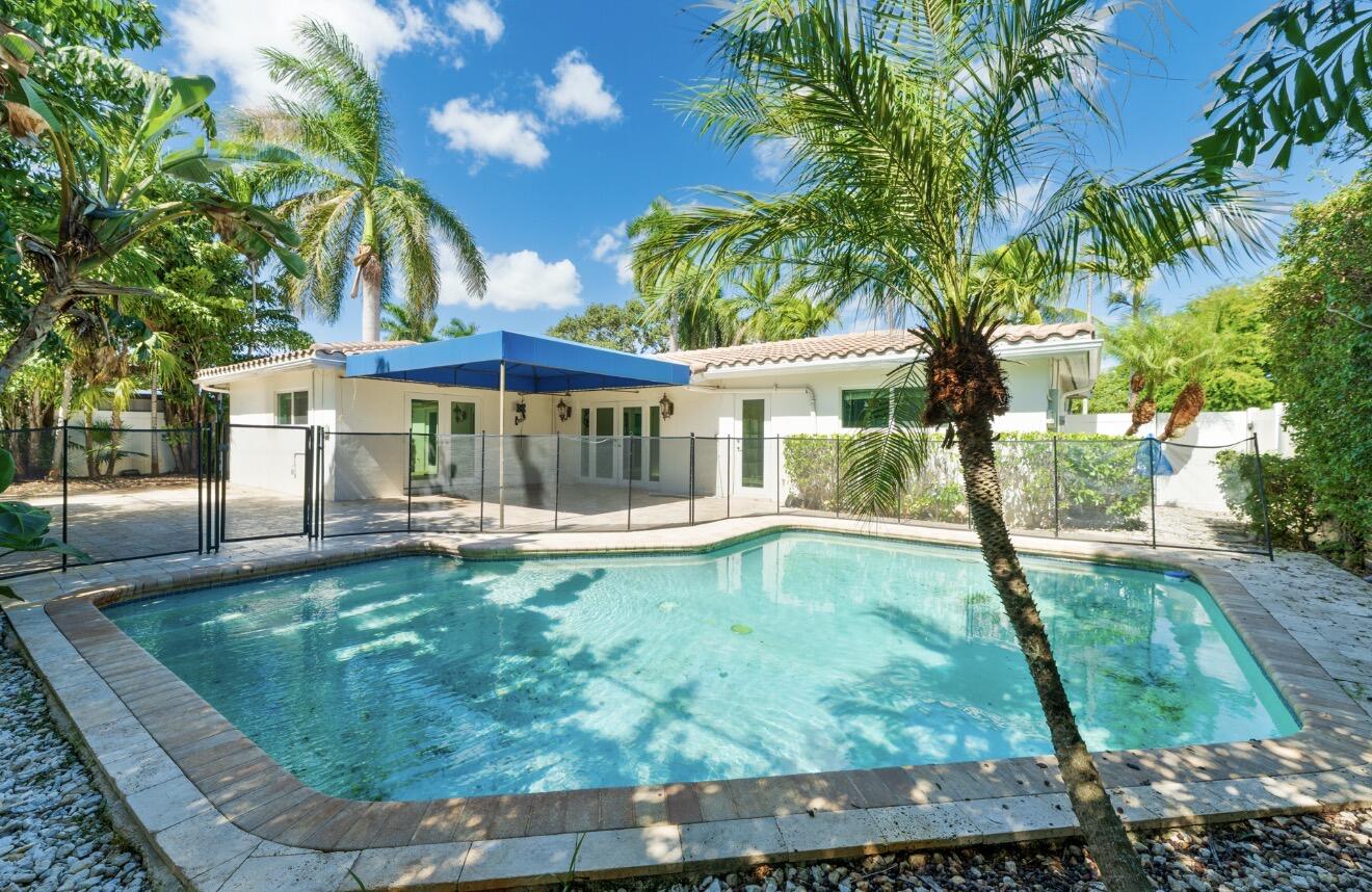 2160 NE 55th Ct Fort Lauderdale, FL 33308