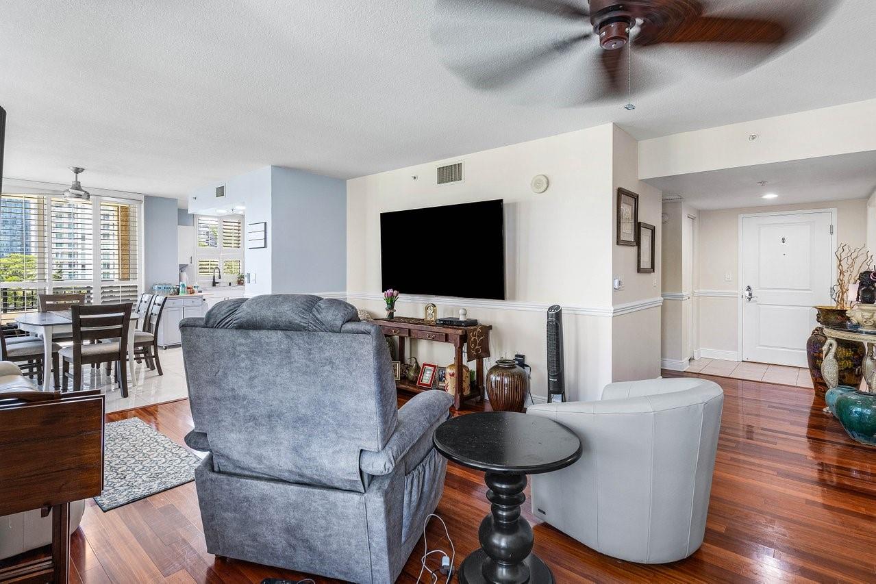 610 W Las Olas Blvd #517 Fort Lauderdale, FL 33312