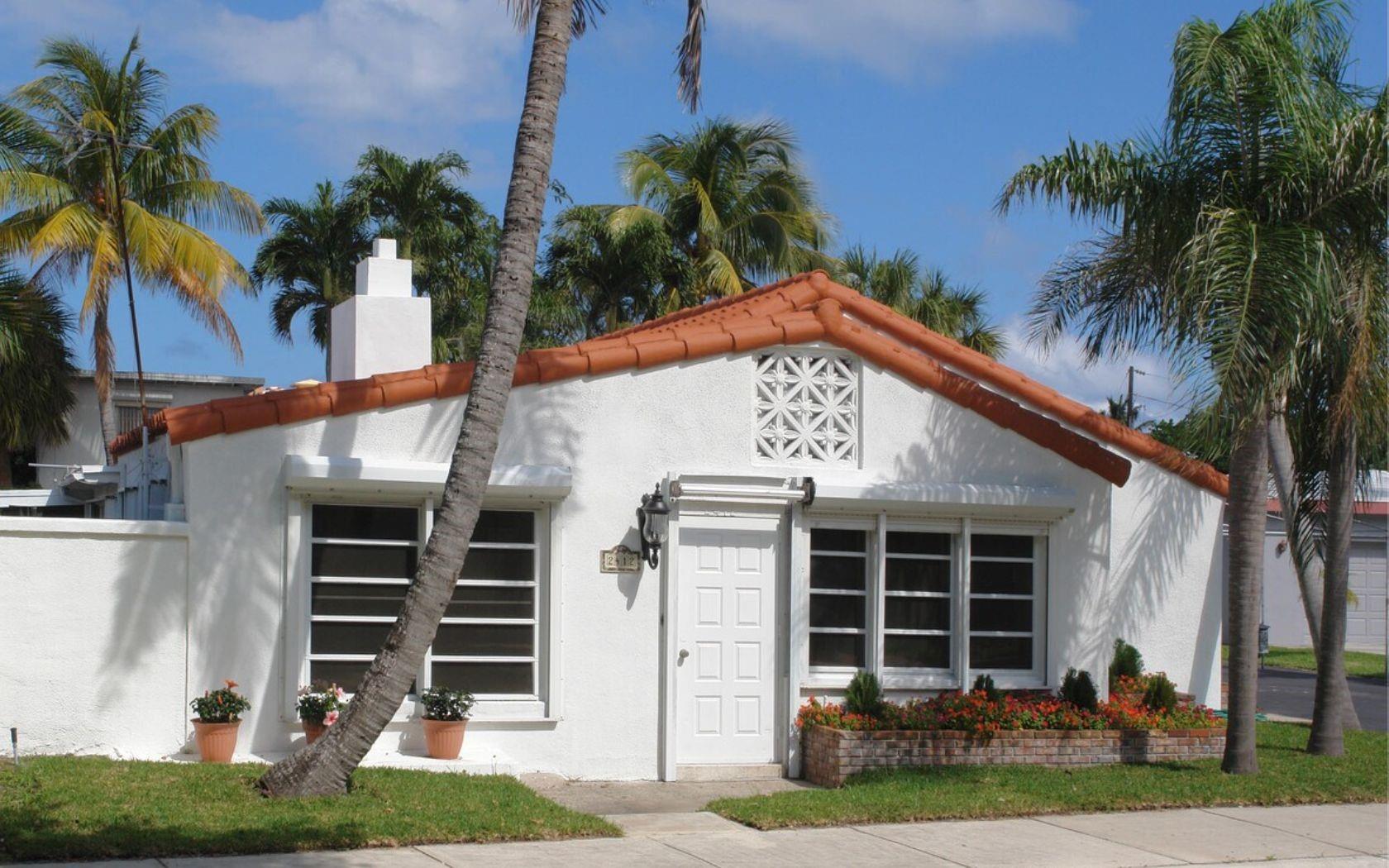 2412 N Ocean Blvd