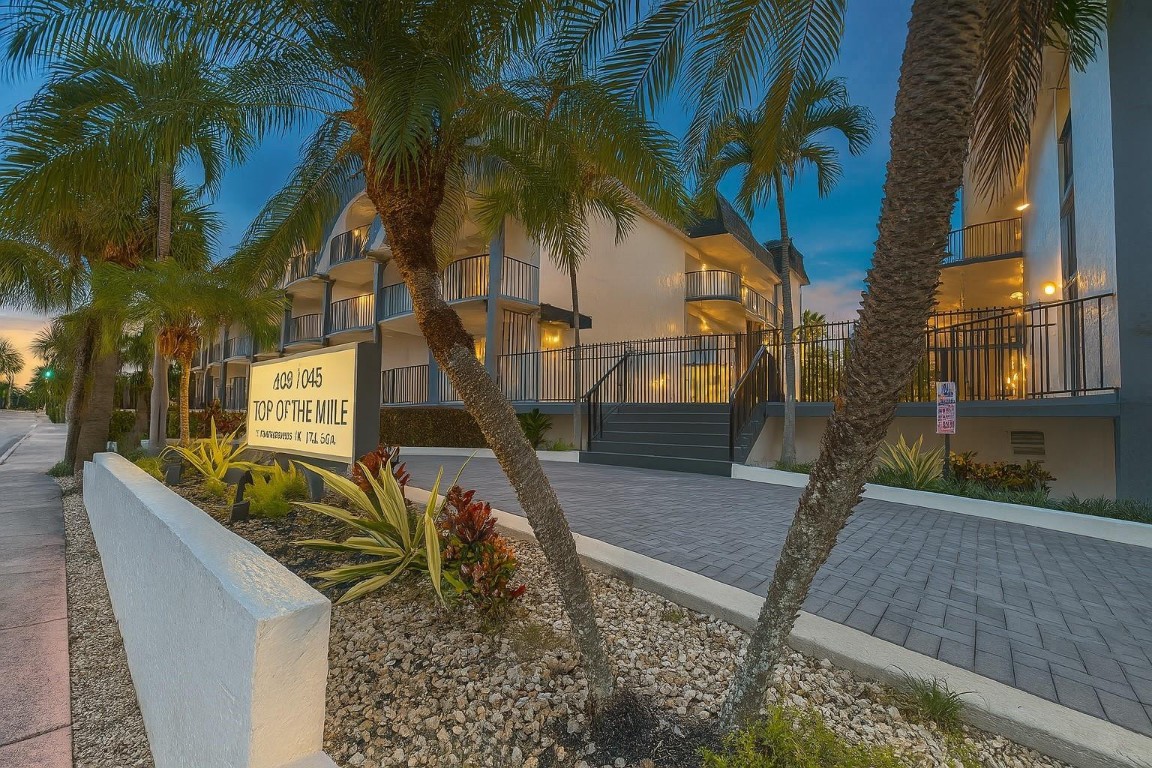 4013 N Ocean #301 Fort Lauderdale, FL 33308