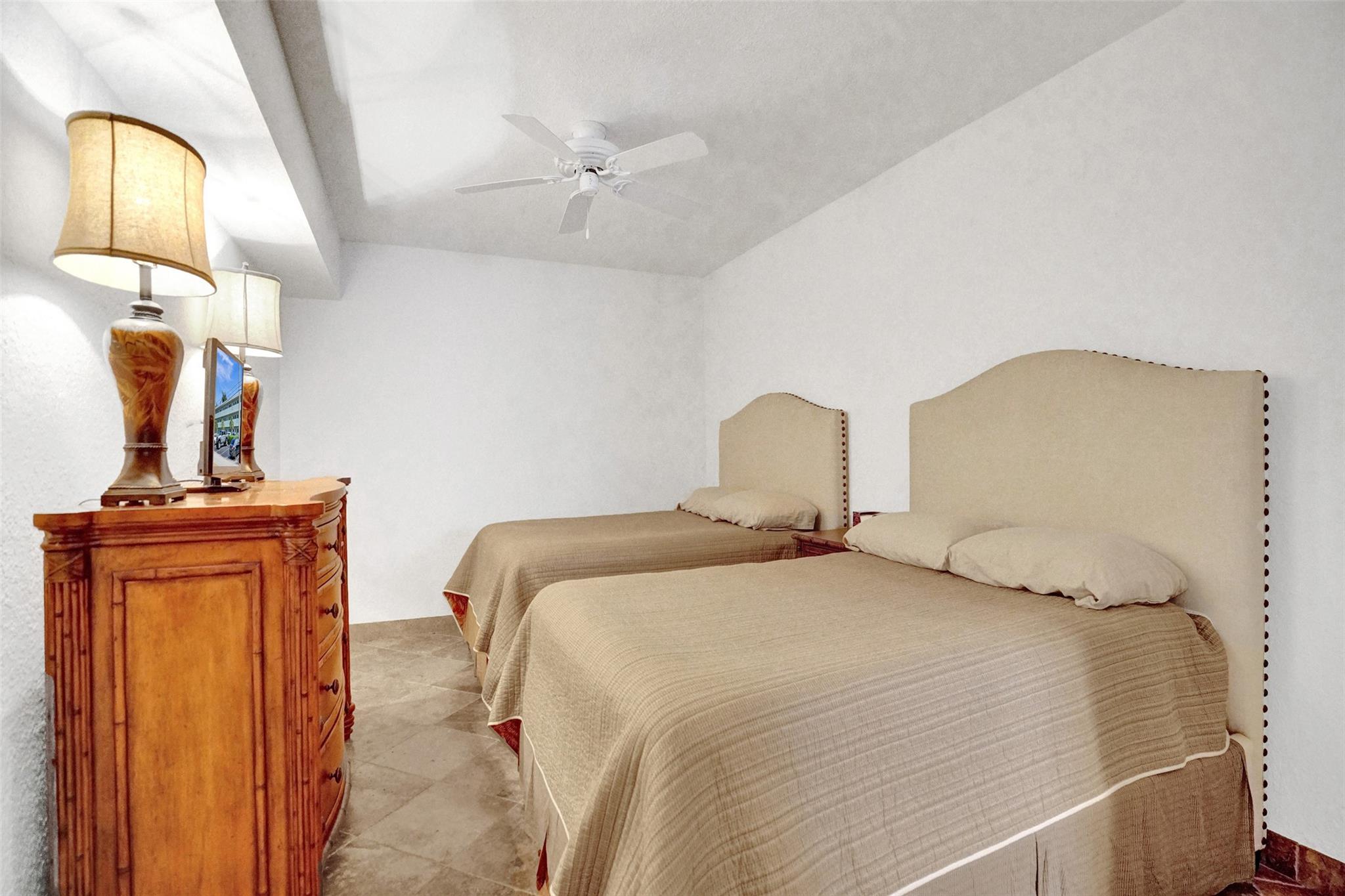 1000 SE 4th St #220 Fort Lauderdale, FL 33301