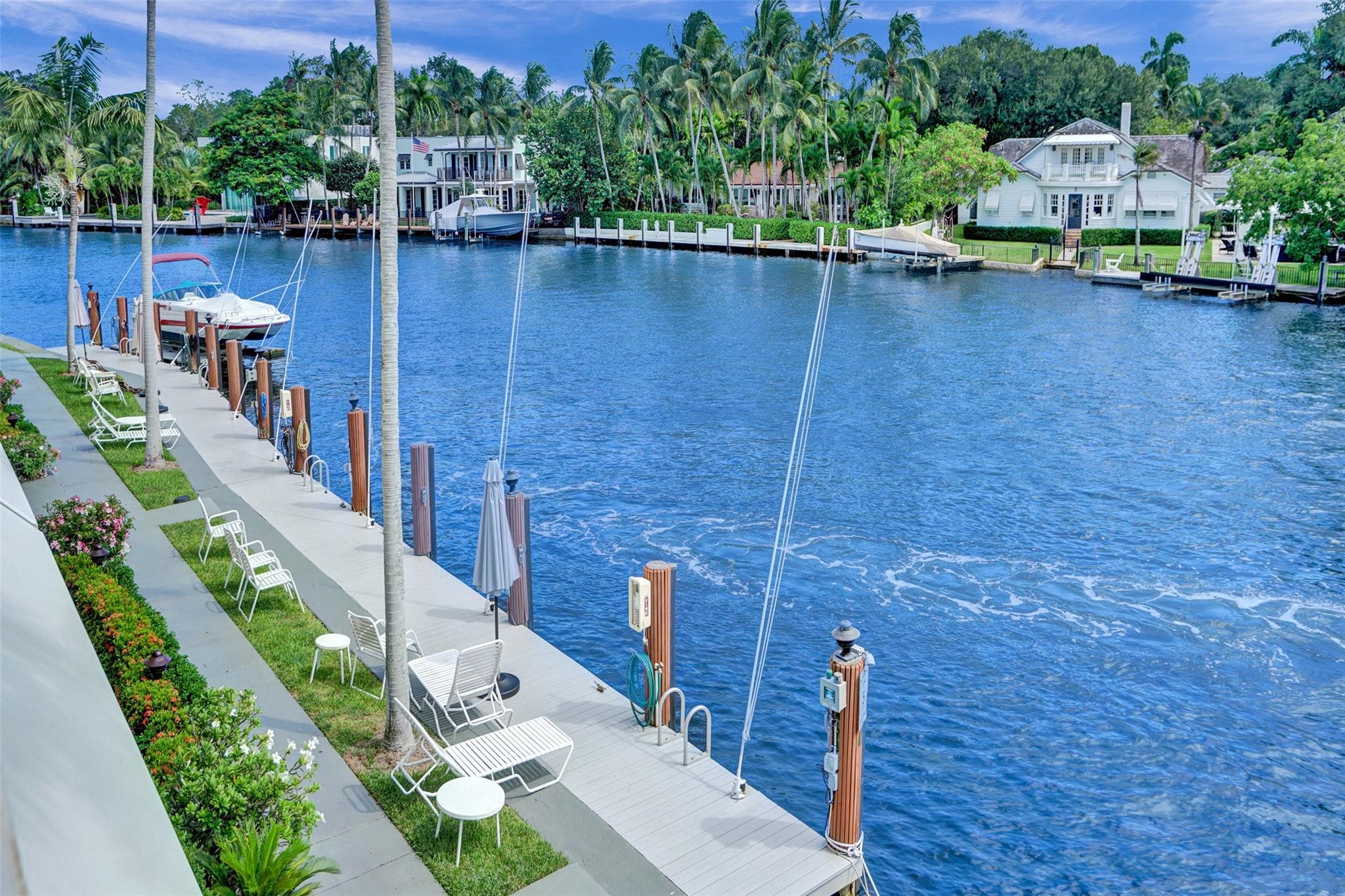 1000 SE 4th St #220 Fort Lauderdale, FL 33301