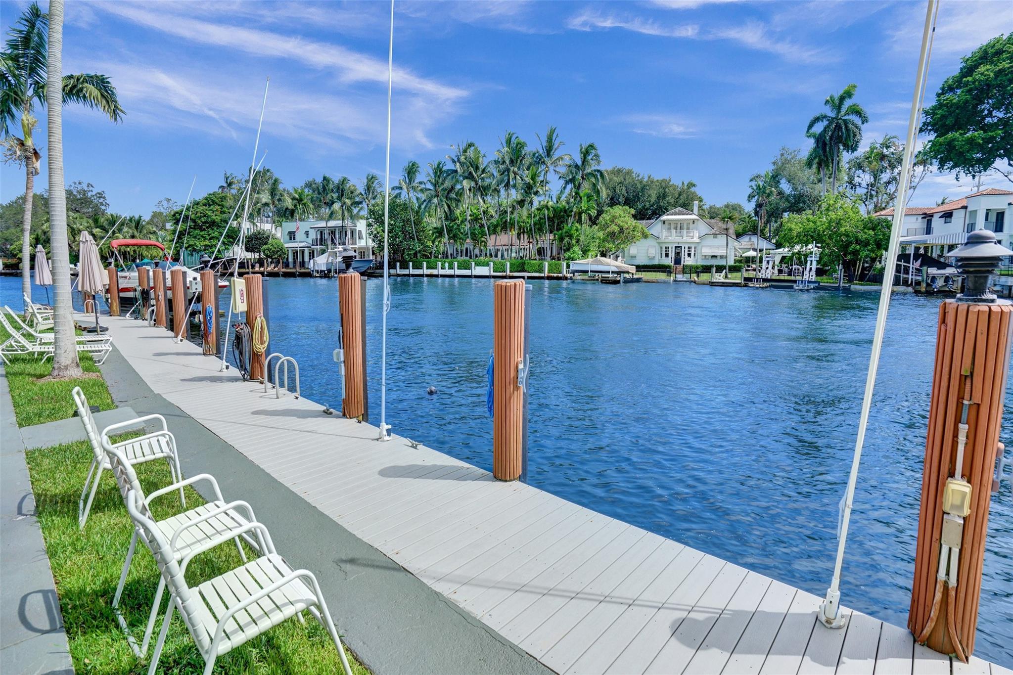 1000 SE 4th St #220 Fort Lauderdale, FL 33301