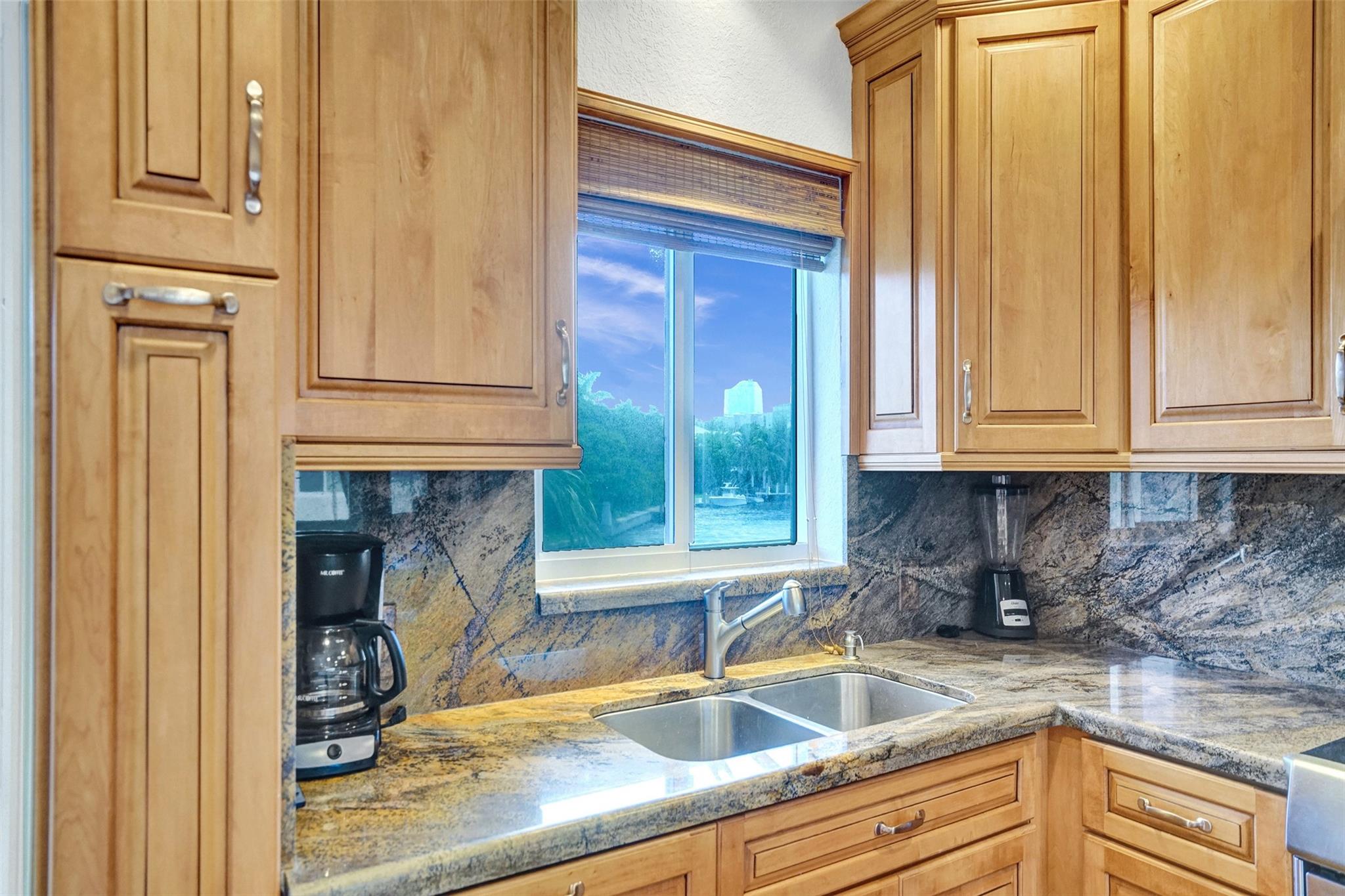 1000 SE 4th St #220 Fort Lauderdale, FL 33301