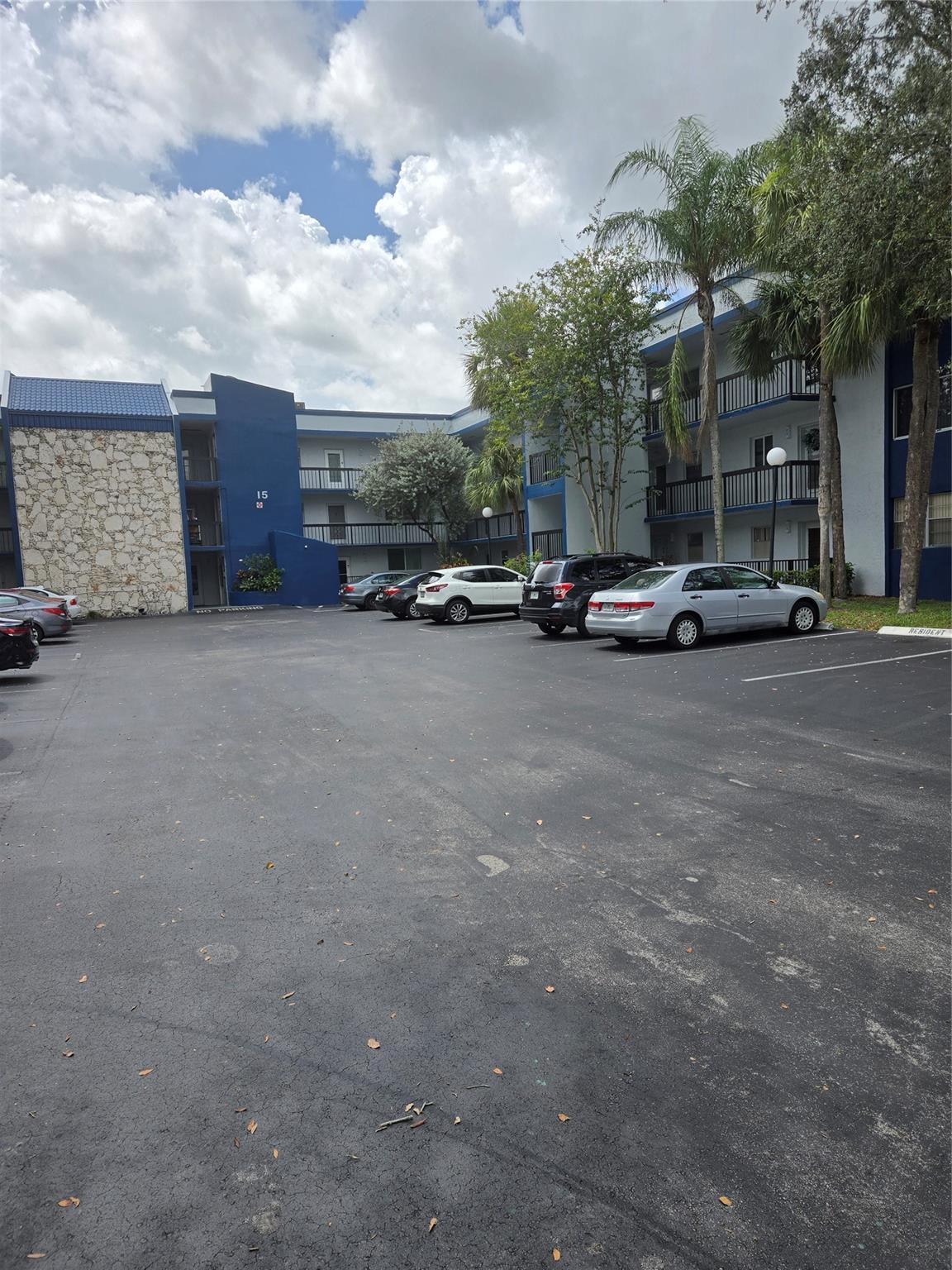 3080 Holiday Spgs Blvd #209