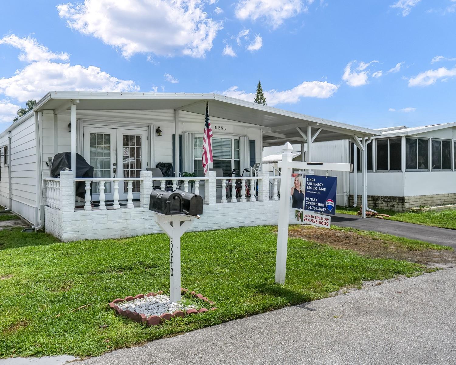 5250 SW 23rd Ter